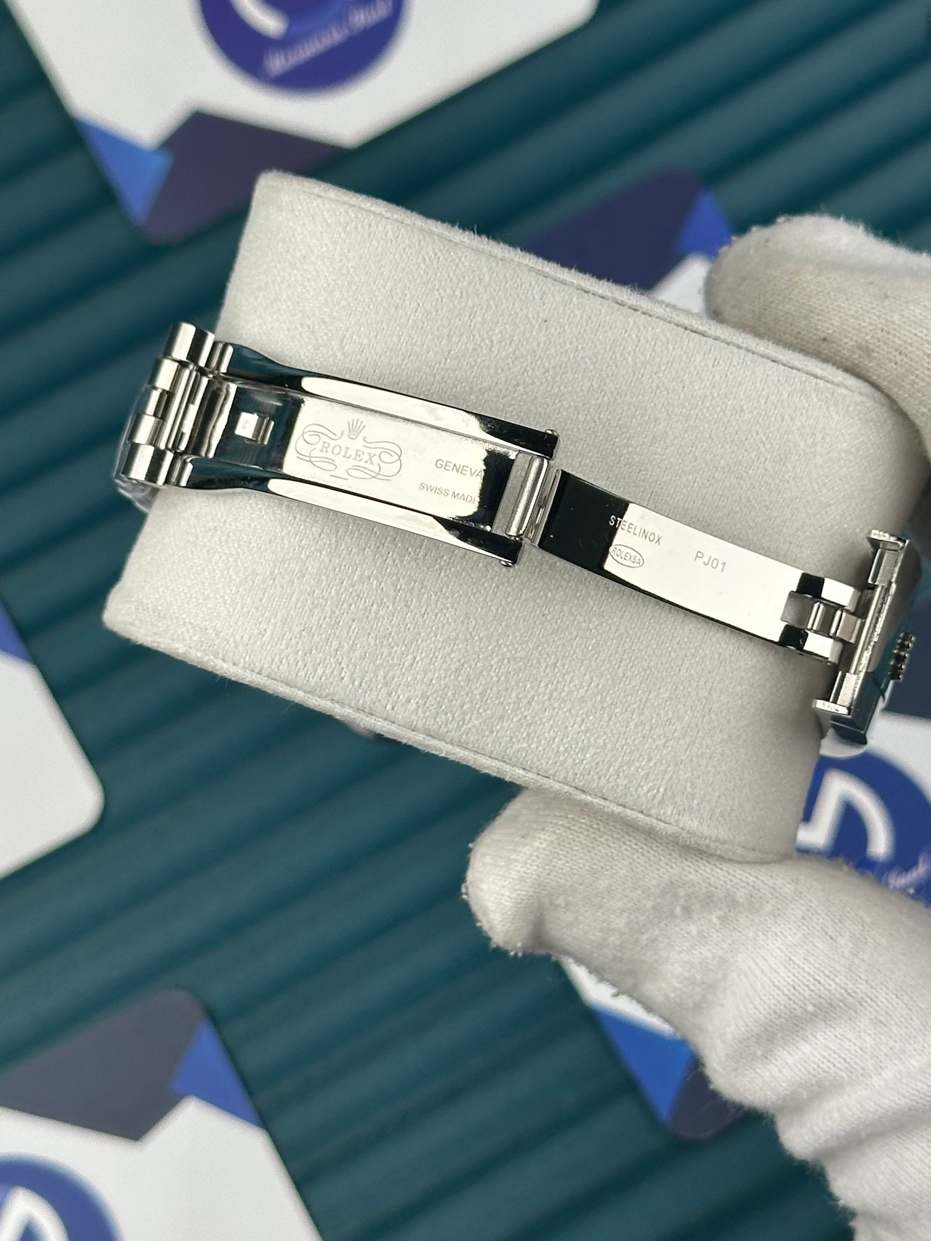 ROLEX 36 BLUE DIAL SILVER JUBILEE
