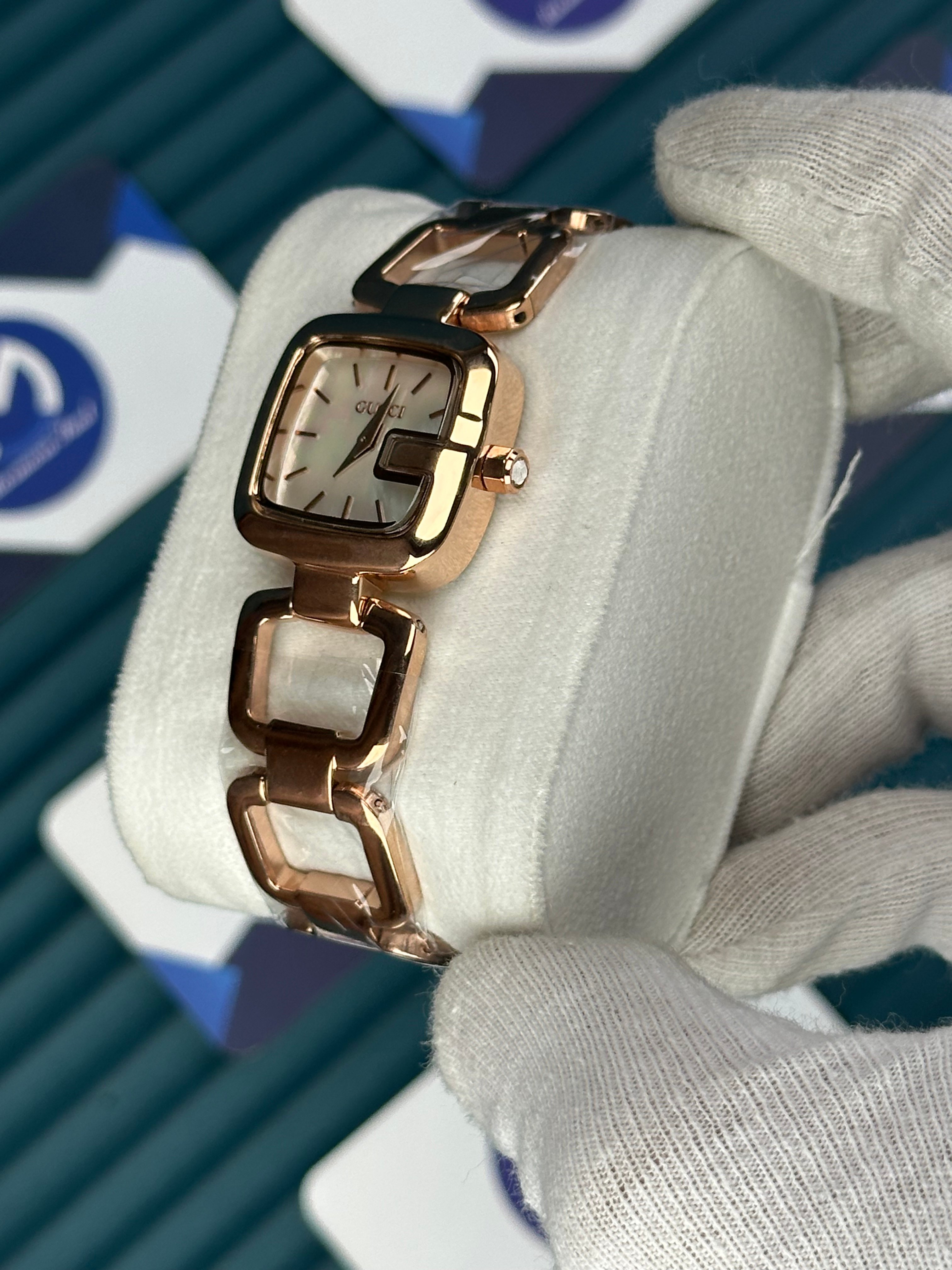 GUCCI WOMAN RING BRACELET WHITE DIAL ROD INDEX ROSE CORD