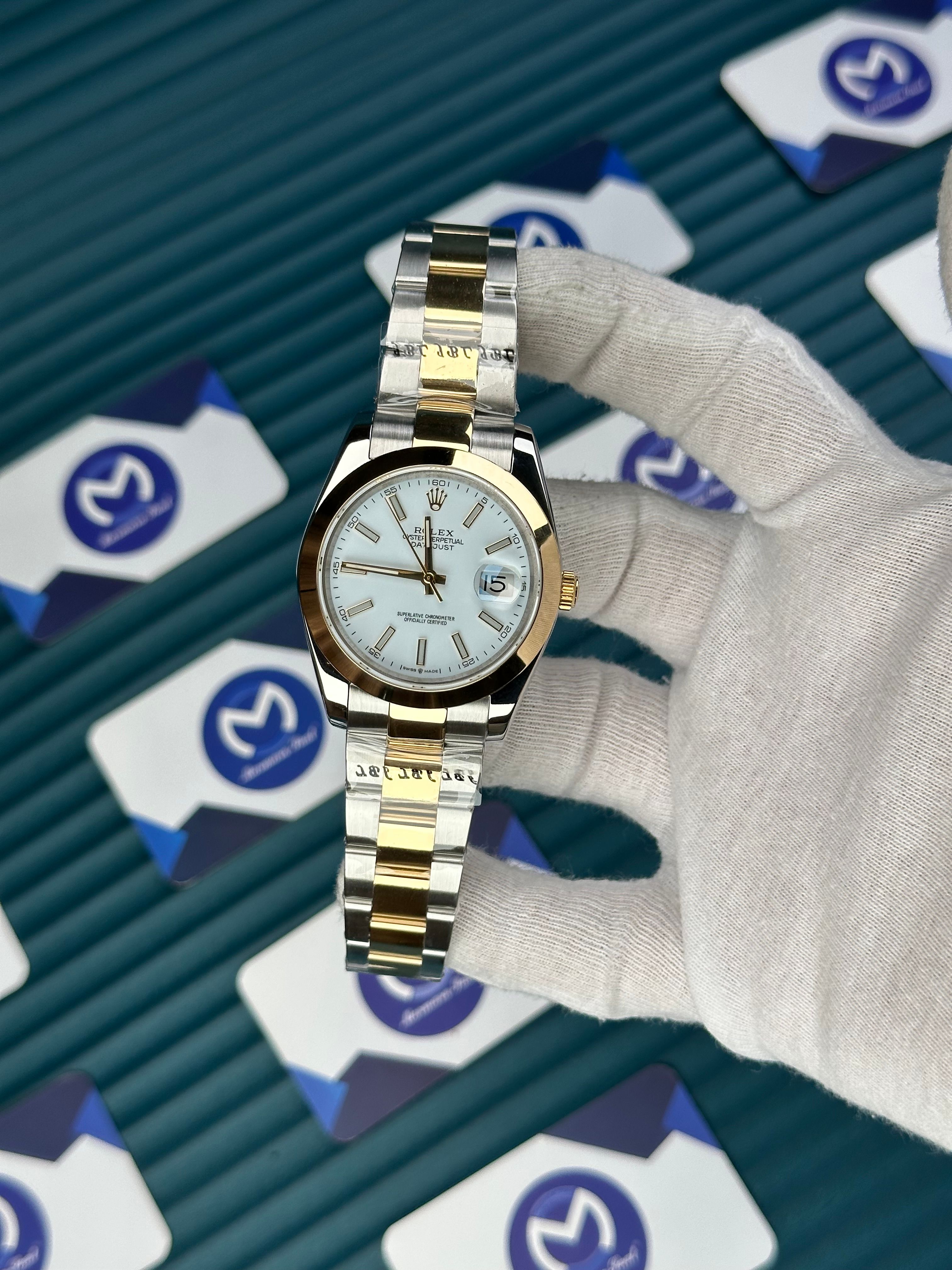 ROLEX DATEHUST WHITE DIAL OVAL BEZEL GOLD-SILVER OYSTER