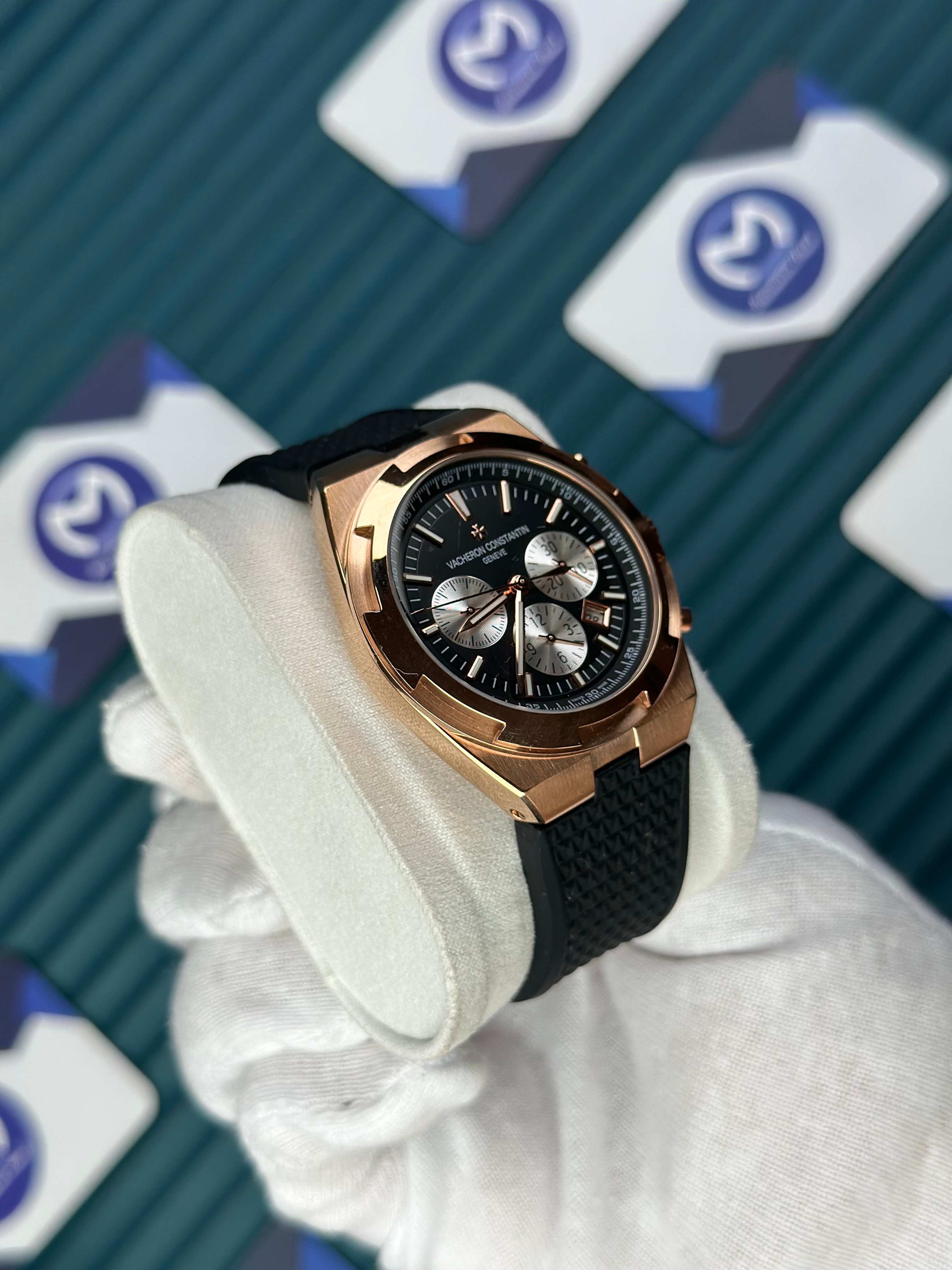 VACHERON CONSTANTIN BLACK DIAL ROSE CASE CHRONOGRAPH BLACK RUBBER