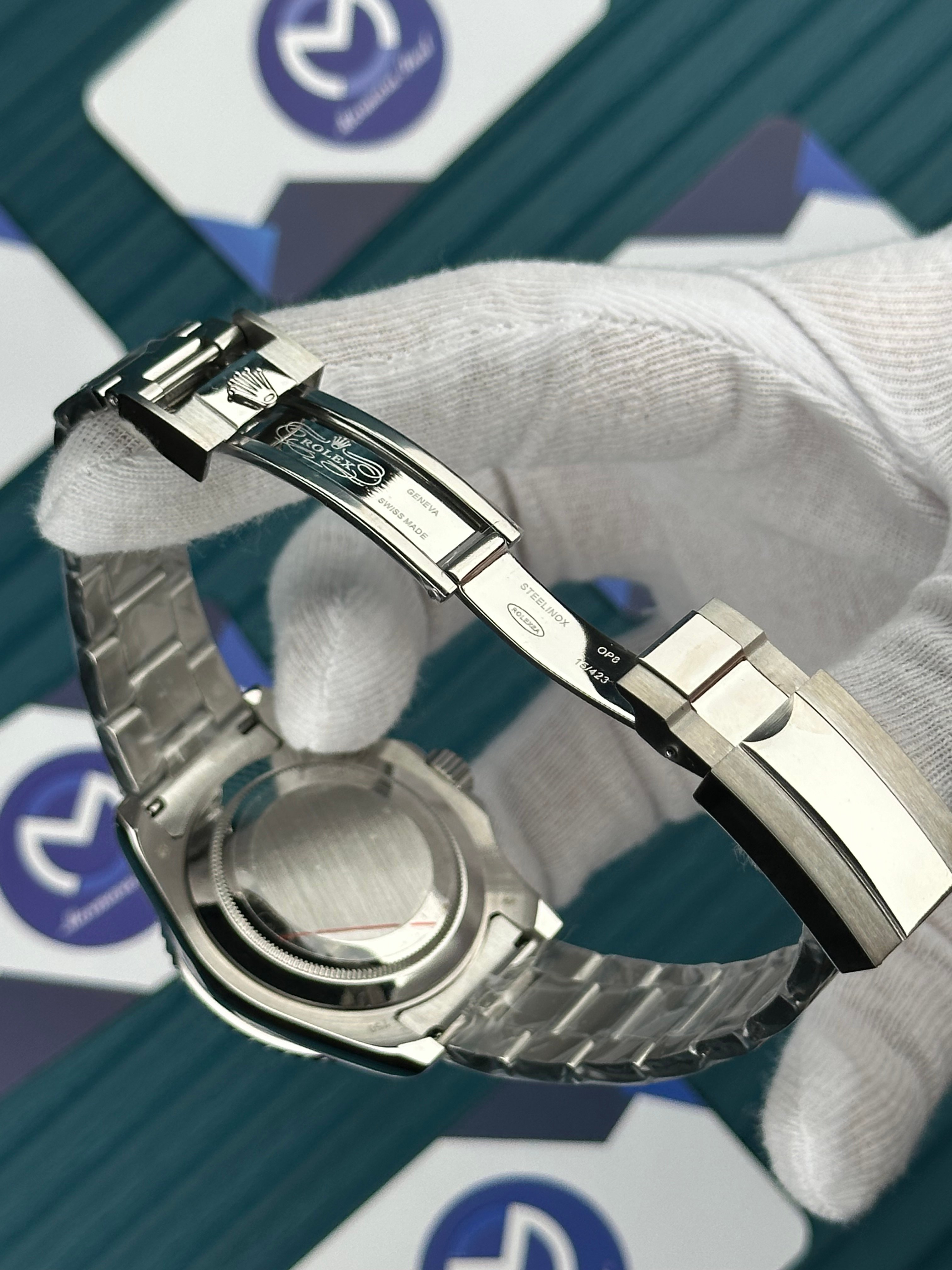 ROLEX YACHT MASTER GREY DIAL AND BEZEL OYSTER SILVER