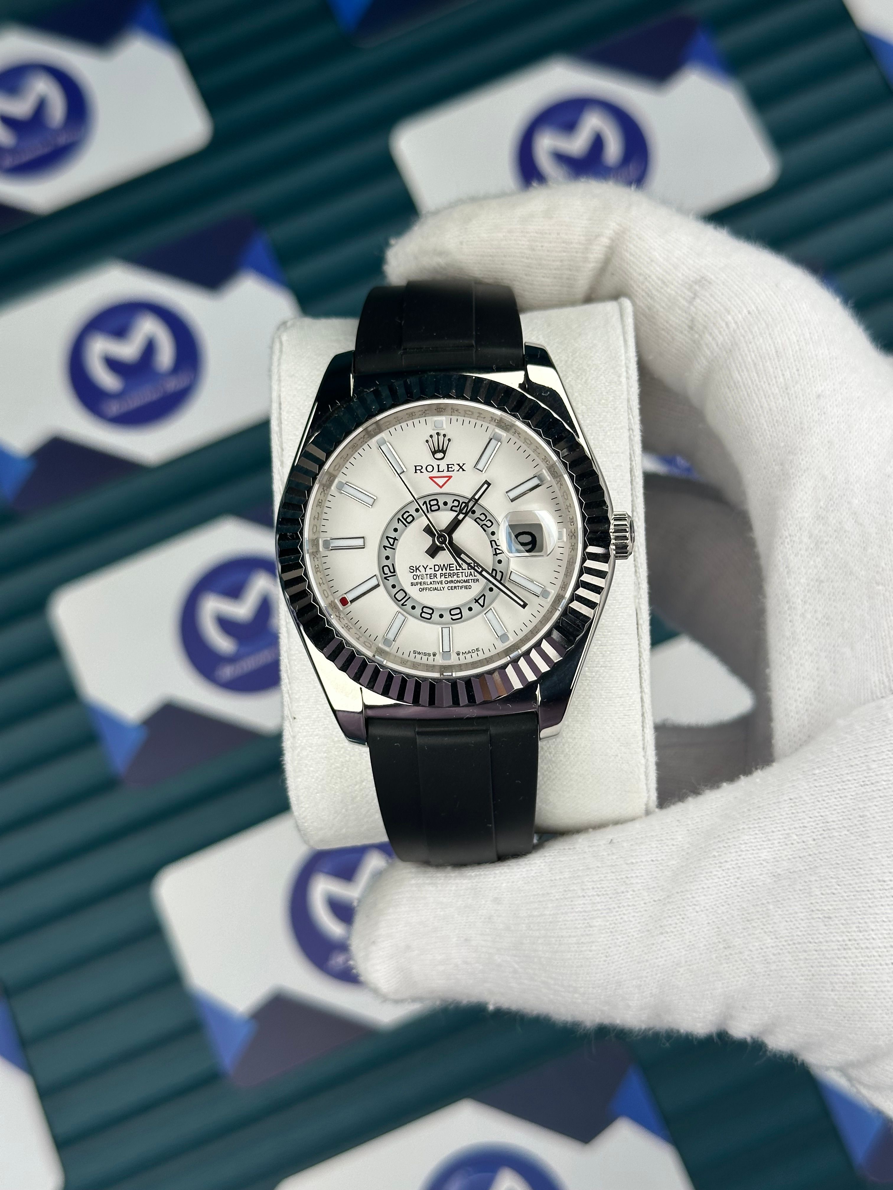 Rolex Sky Dweller Silver Beyaz Kadran Oysterflex