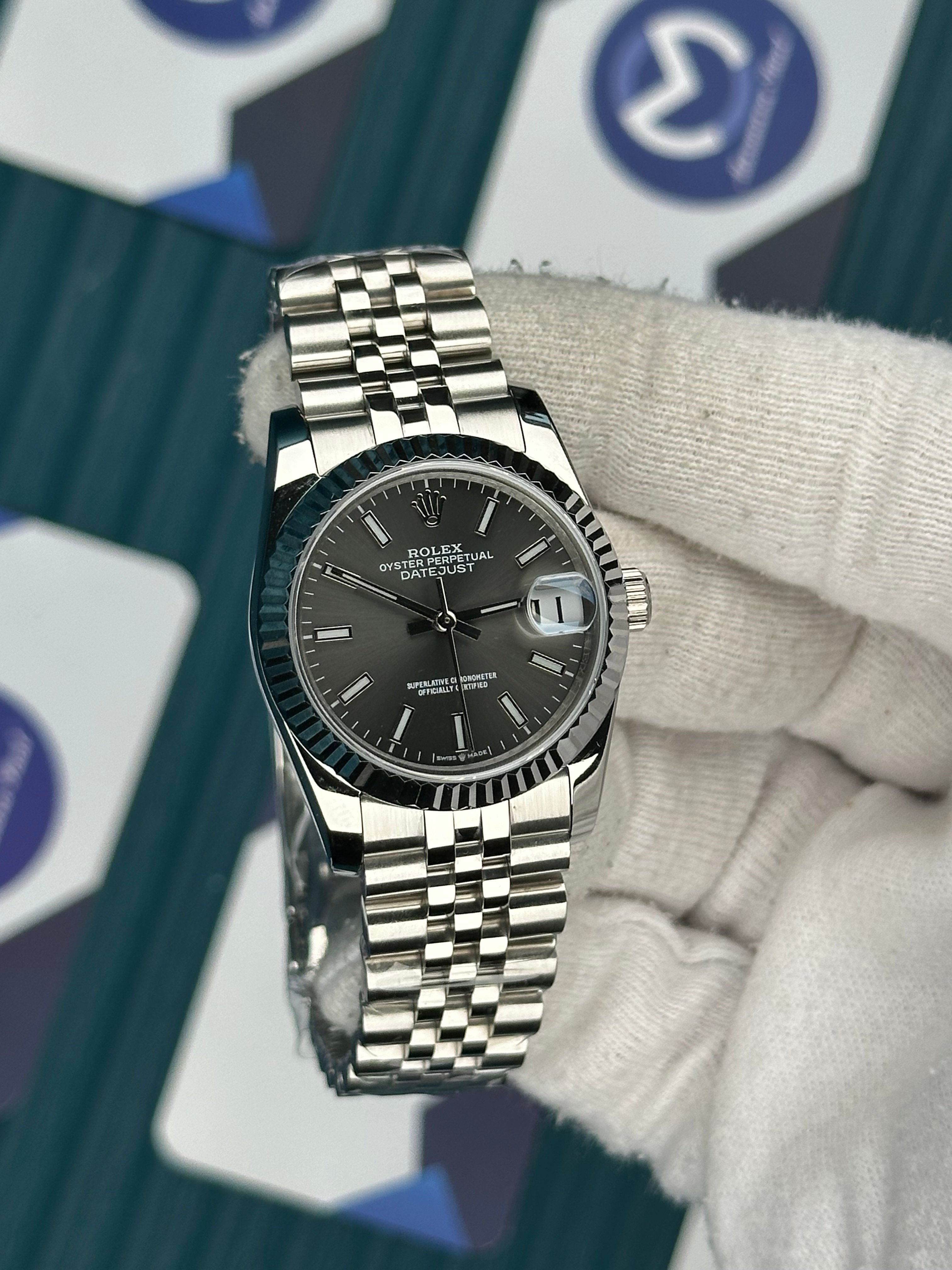 ROLEX 31 GREY DIAL SILVER JUBILEE
