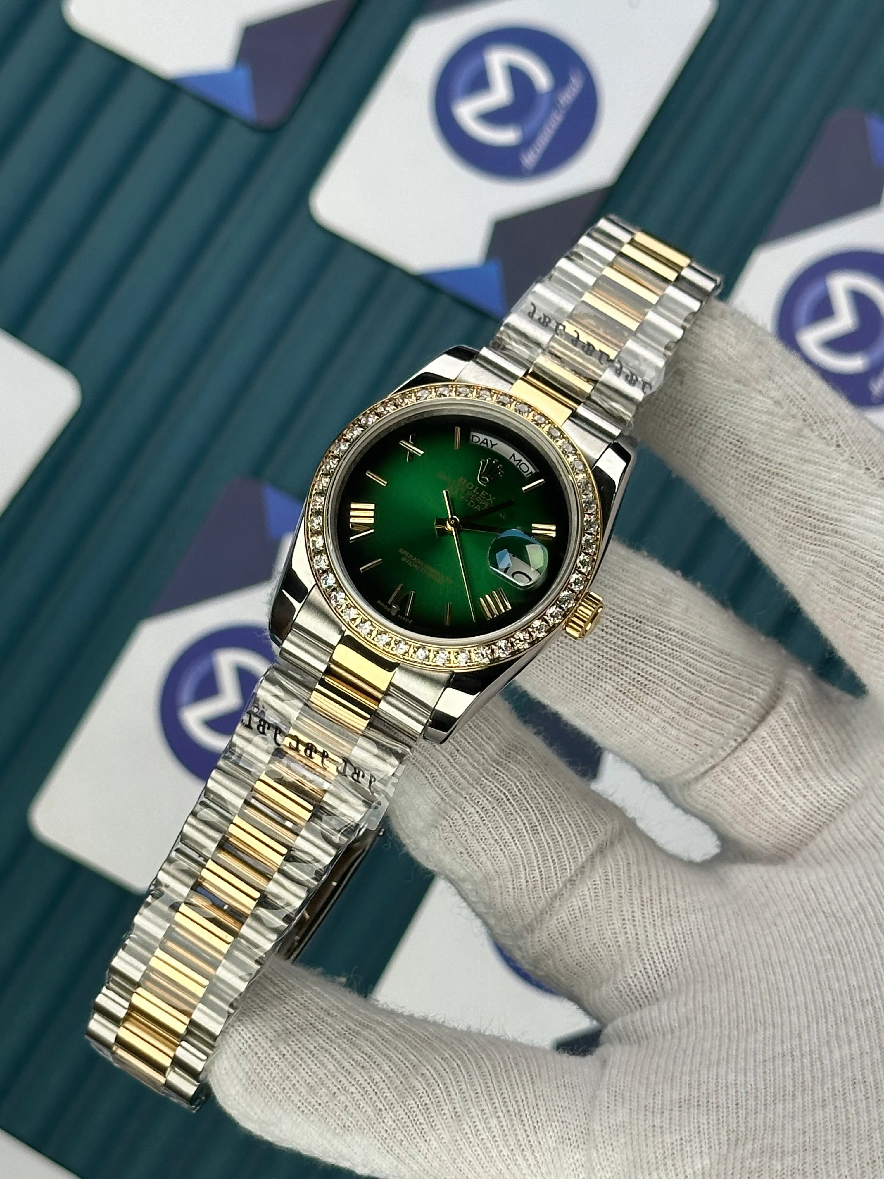 ROLEX 36 MM DAY-DATE GREEN DIAL ROMA INDEX DIAMOND BEZEL GOLD-SILVER PRESIDENT 