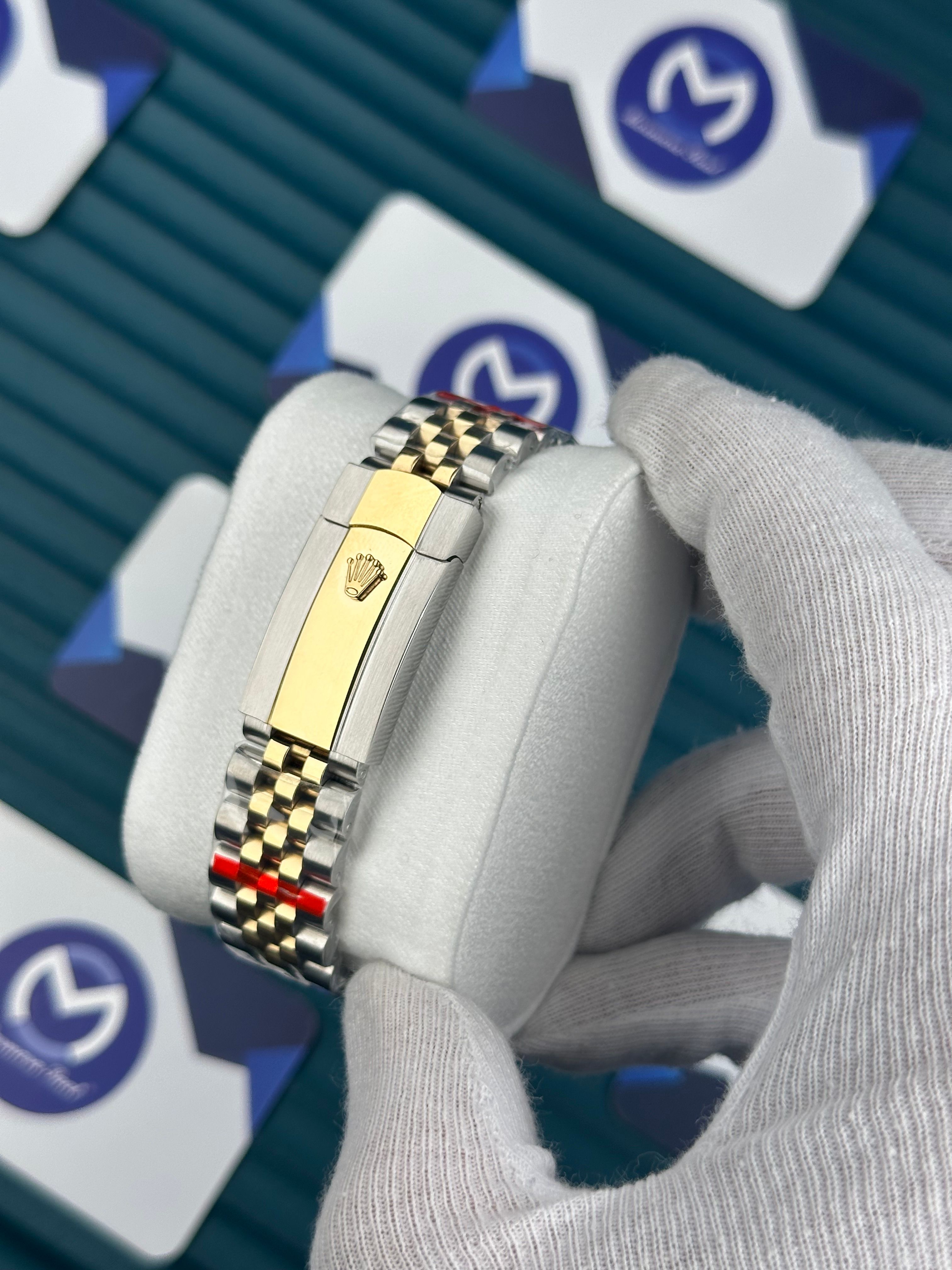 ROLEX DATEJUST BLUE DIAL DIAMOND INDEX GOLD-SILVER JUBILE