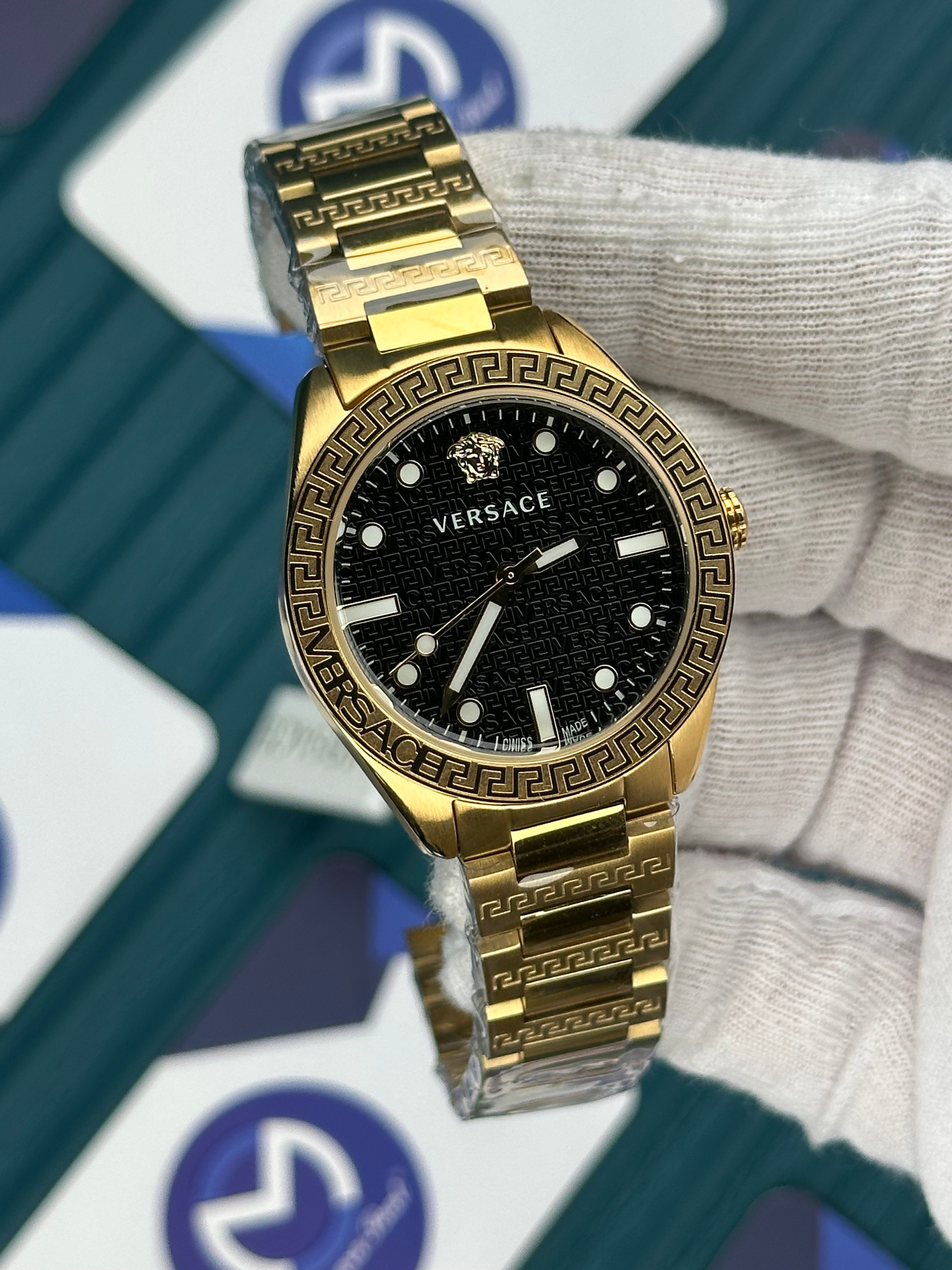 VERSACE 36 DESENLİ SİYAH KADRAN GOLD KORDON