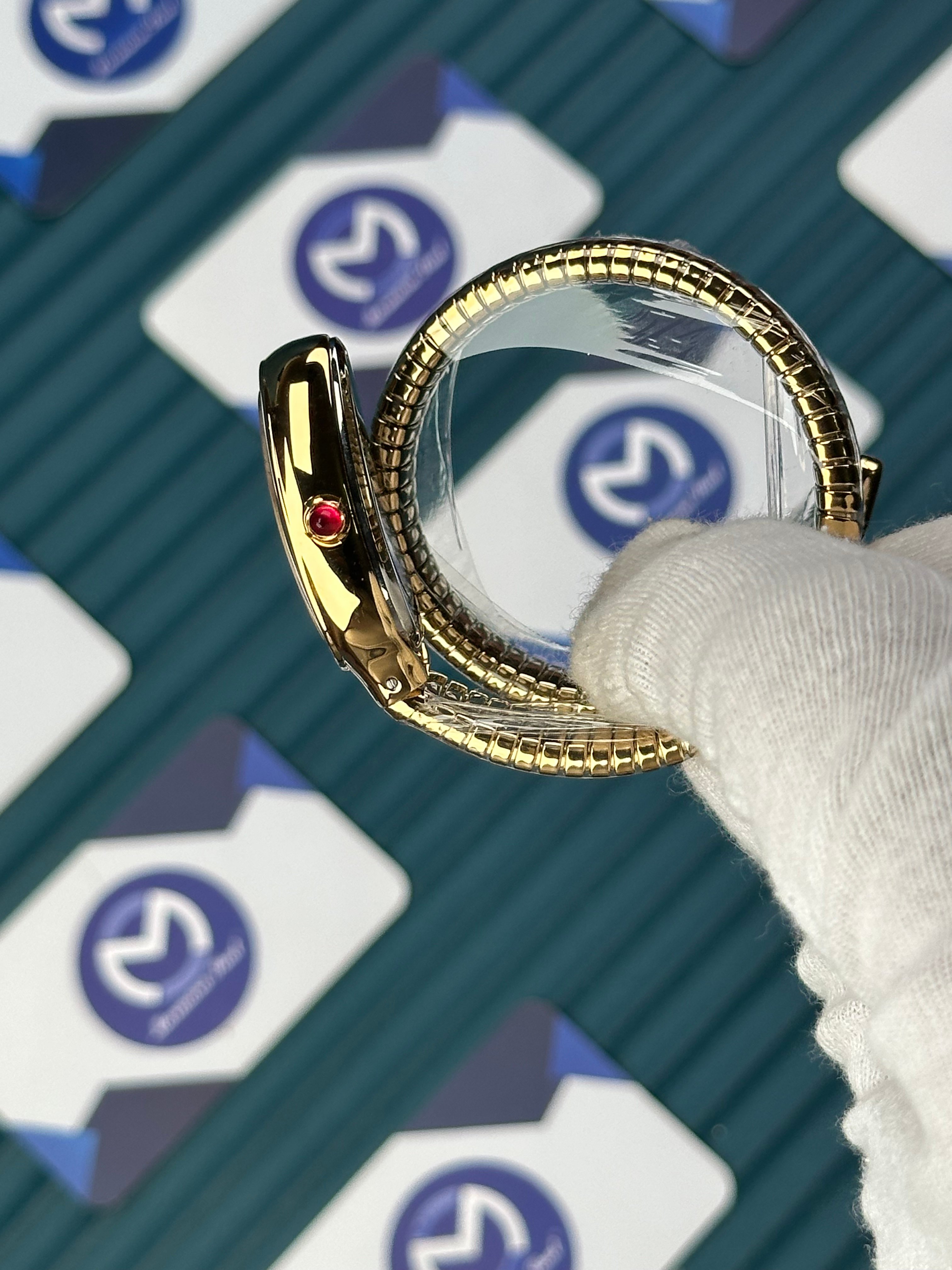 BVLGARI SERPENTI GOLD DIAL GOLD SHORT TUBOGAS