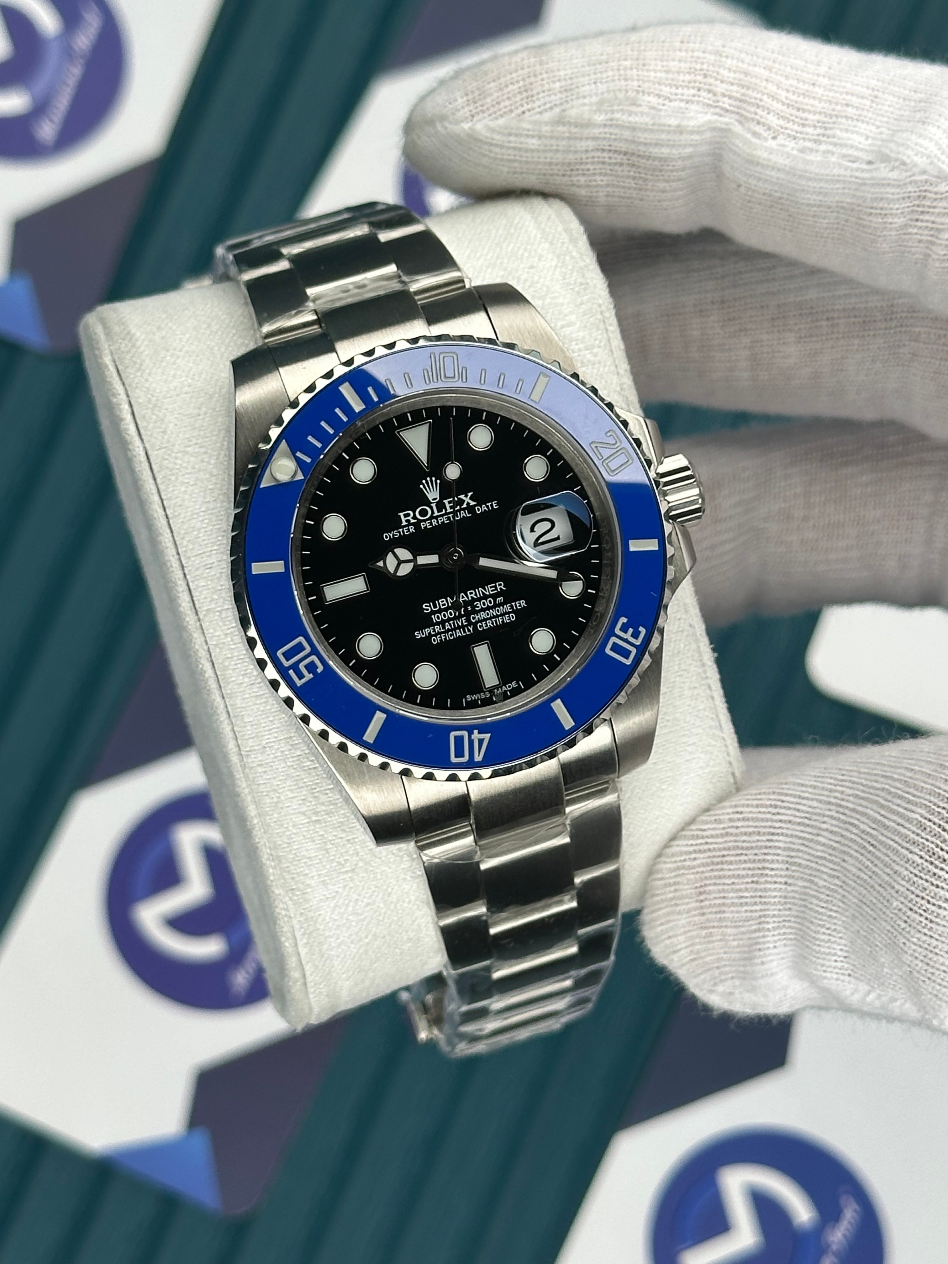 ROLEX SUBMARINER BLACK DIAL BLUE BEZEL SILVER OYSTER