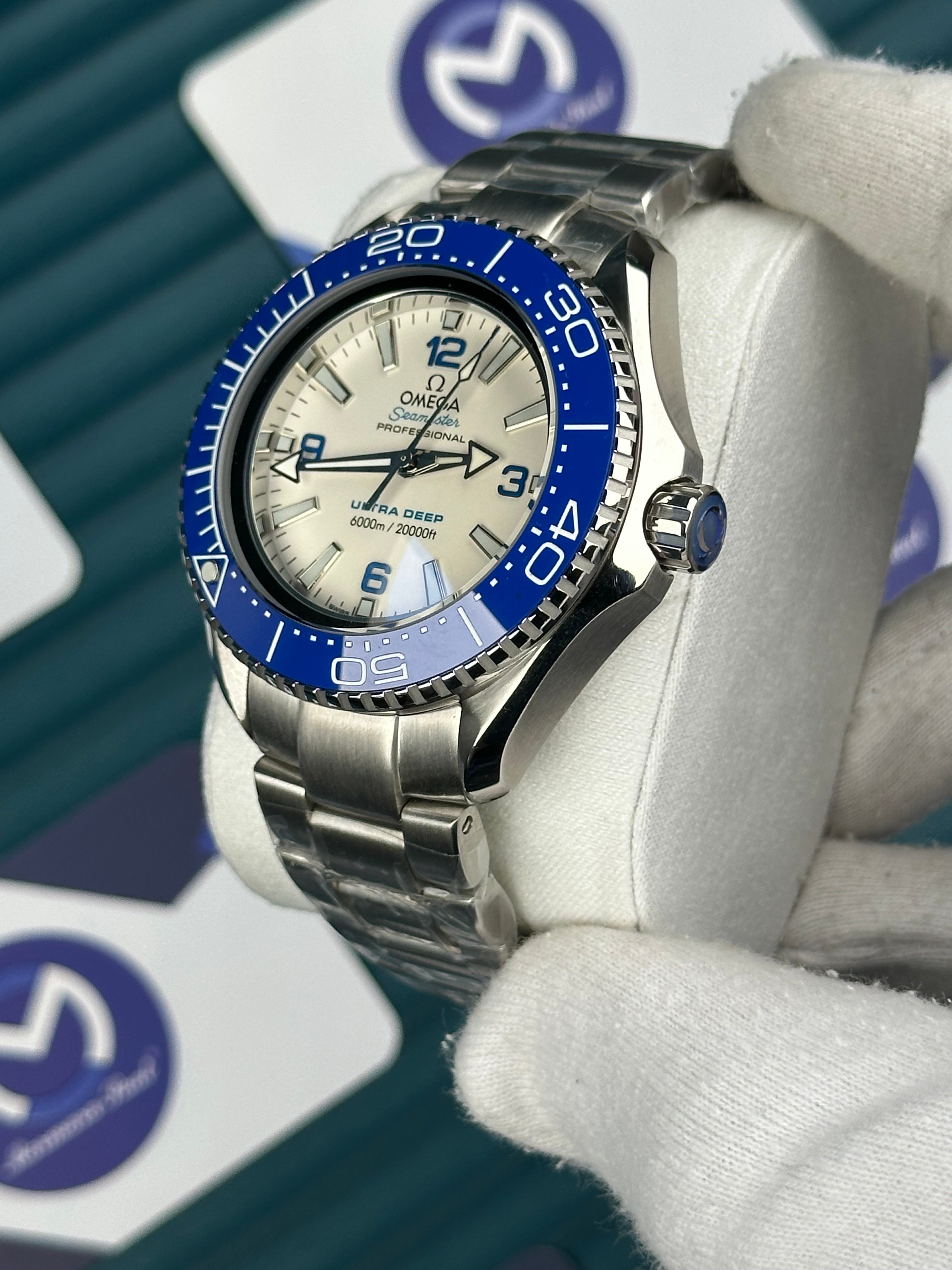 Omega Seamaster Ultra Deep Mavi Bezel Beyaz Kadran
