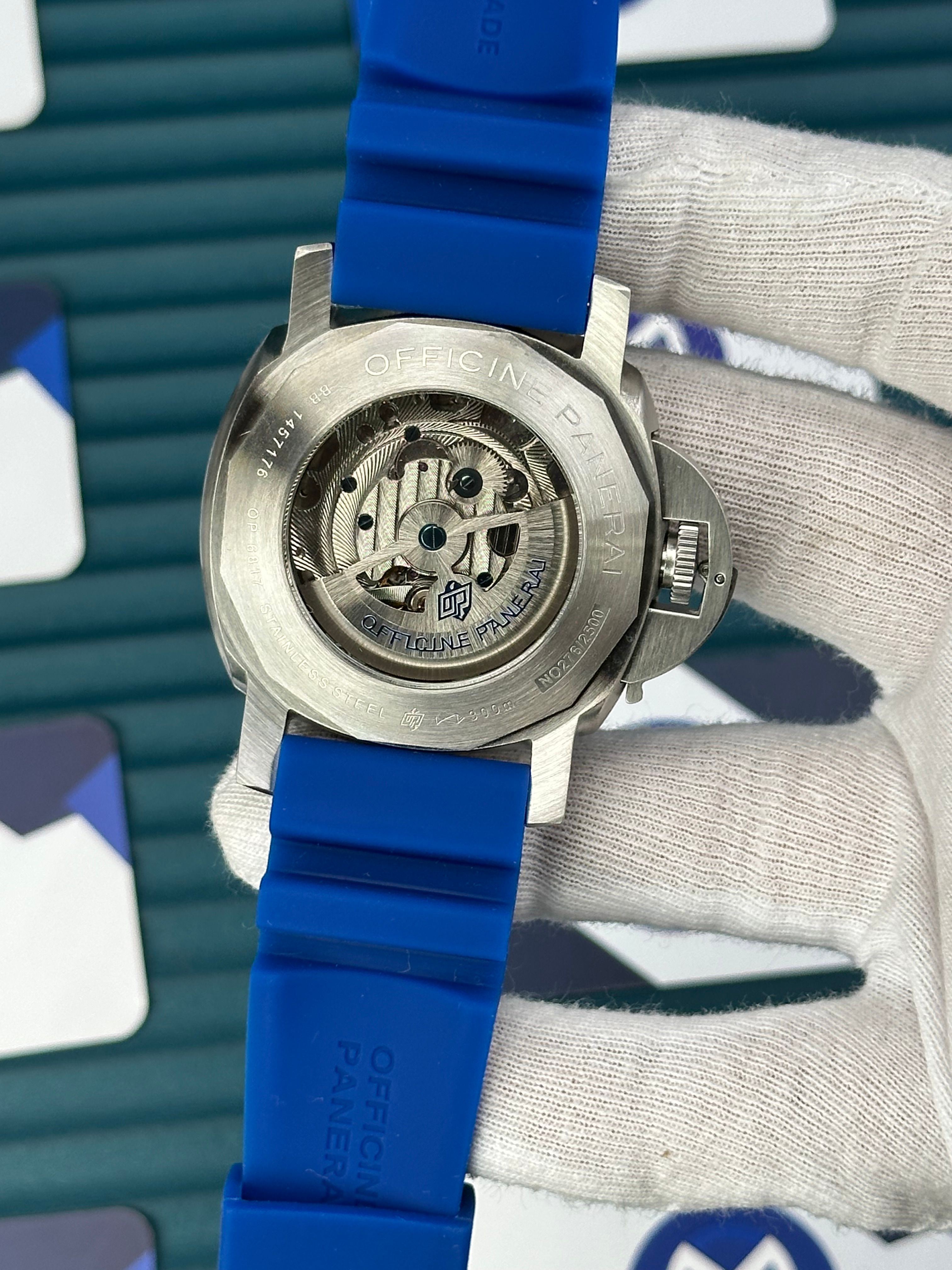 PANERAI SUBMERSIBLE GREY DIAL AUTOMATIC BLUE RUBBER CORD