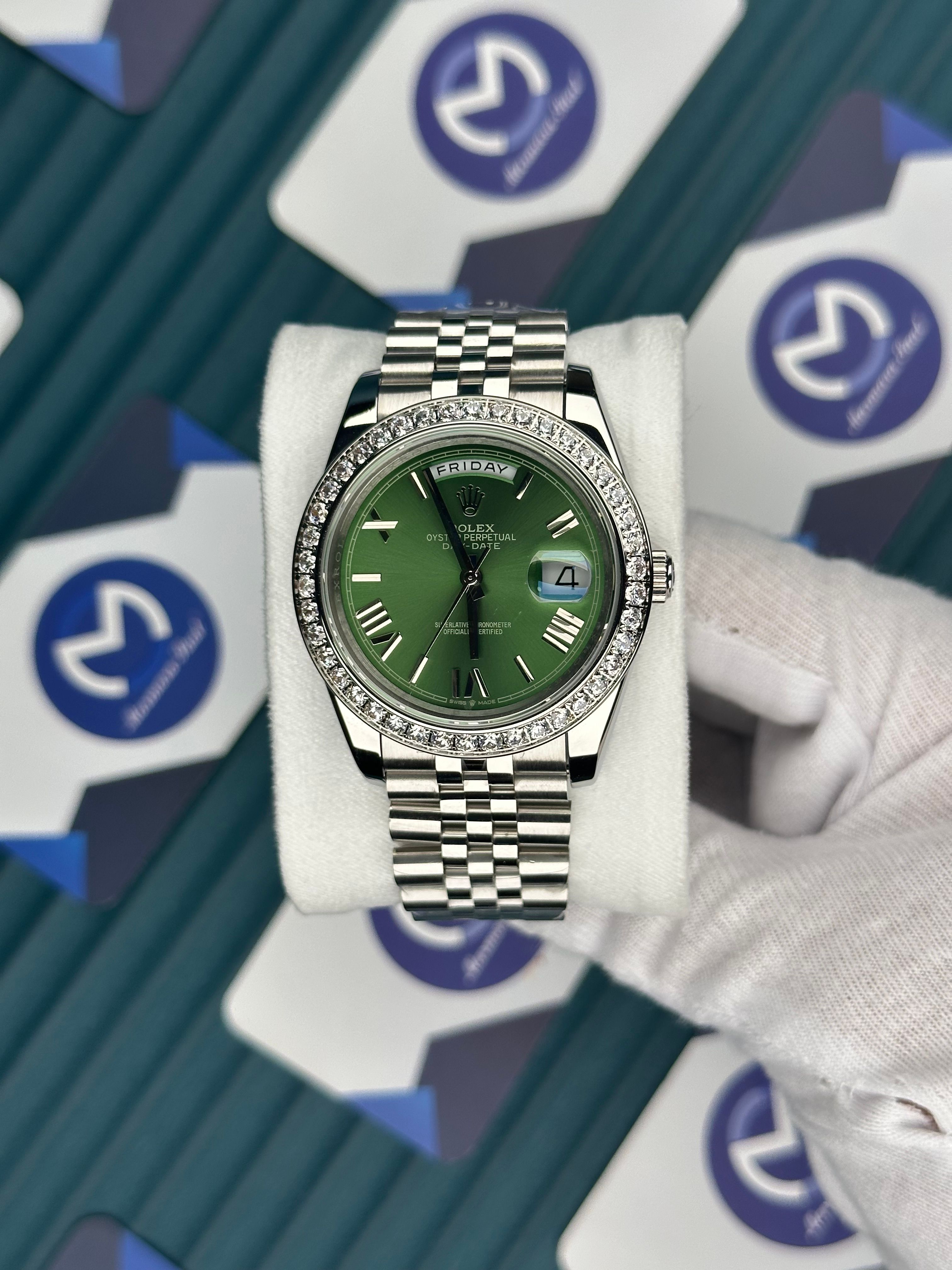ROLEX DAY-DATE GREEN DIAL DIAMOND BEZEL ROMA INDEX SILVER JUBILE