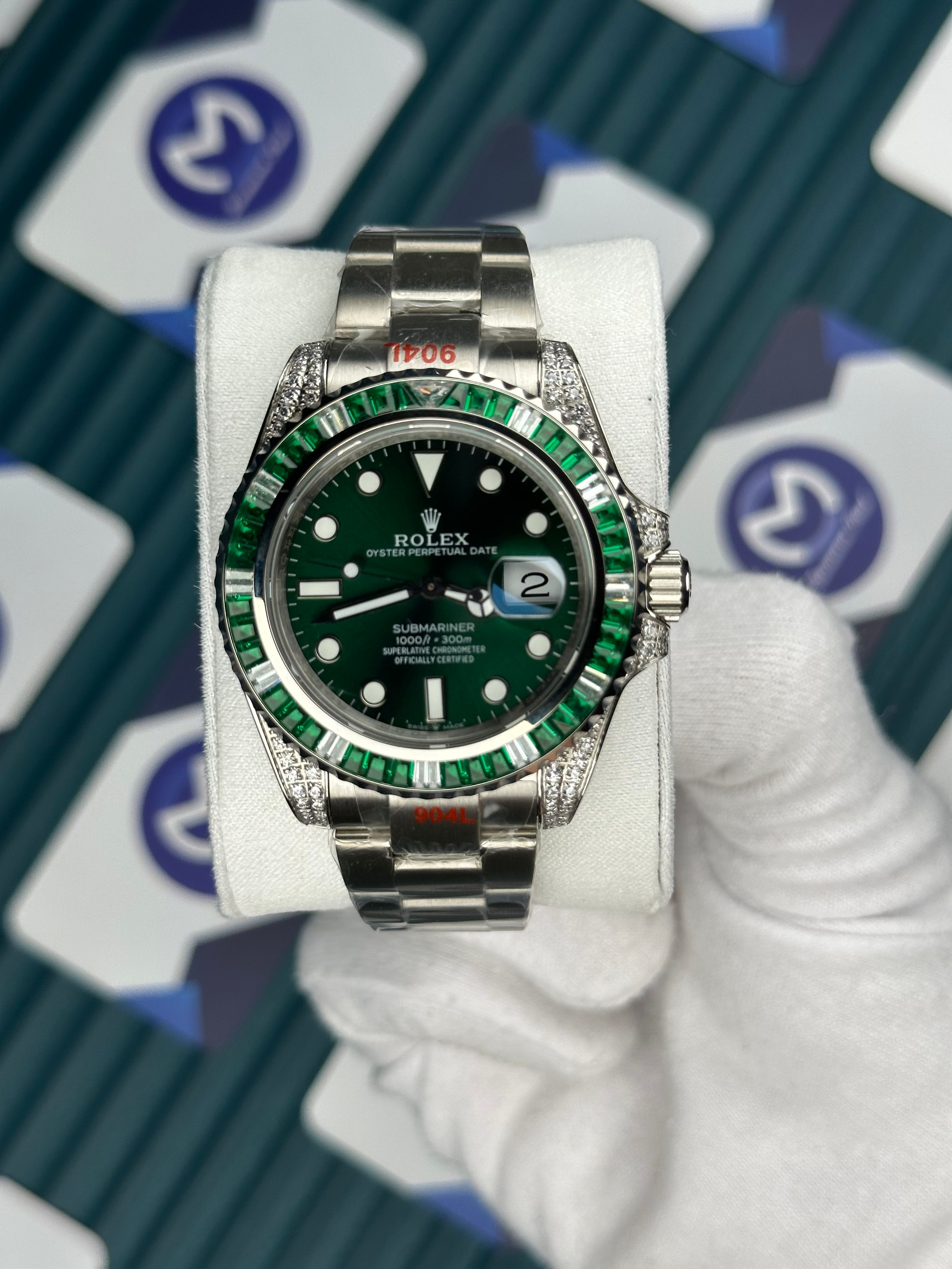 Rolex Submariner Taşlı Bezel Yeşil Kadran 
