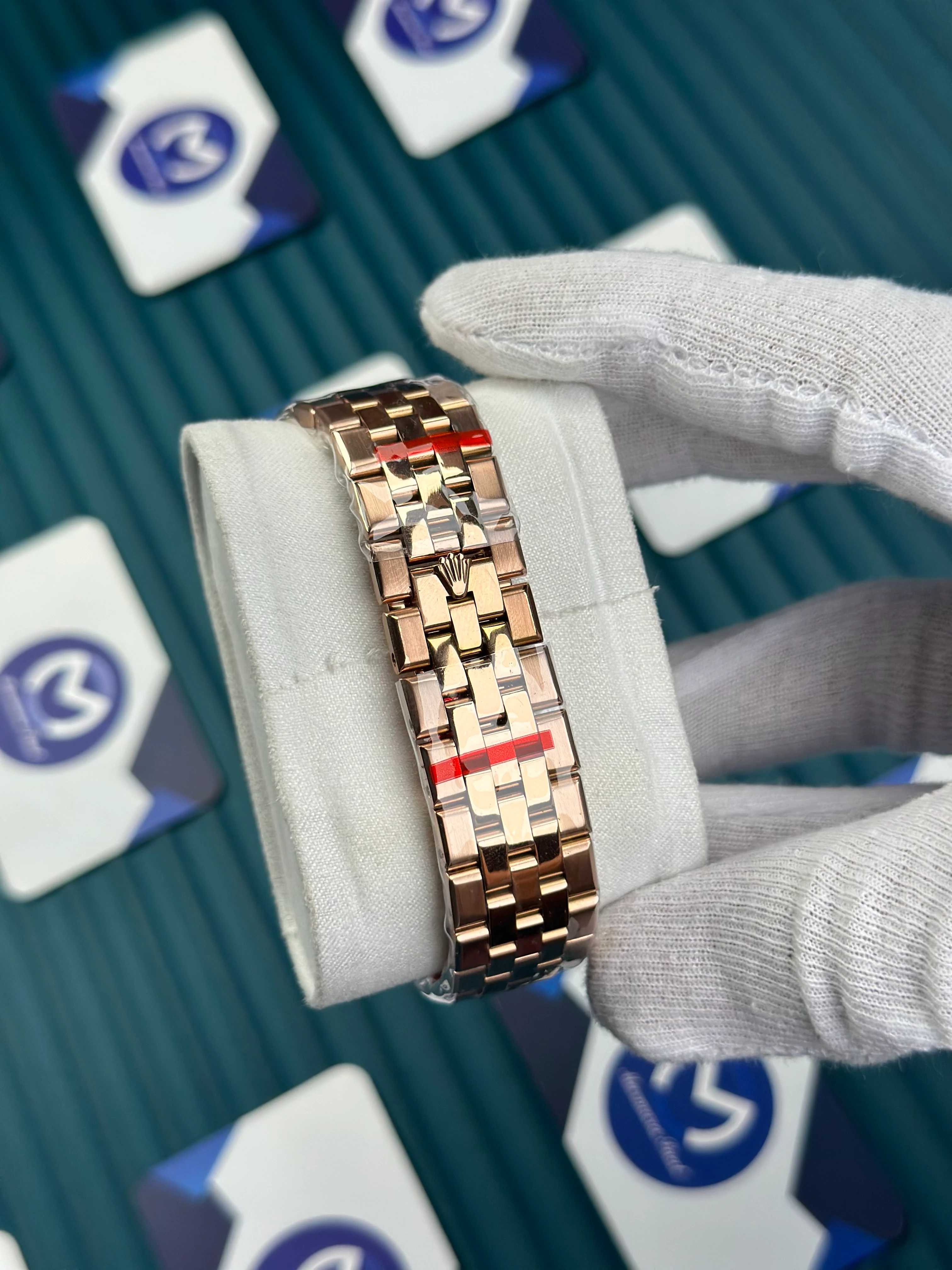 ROLEX LAND DWELLER WHITE DIAL ROSE OYSTERSTEEL