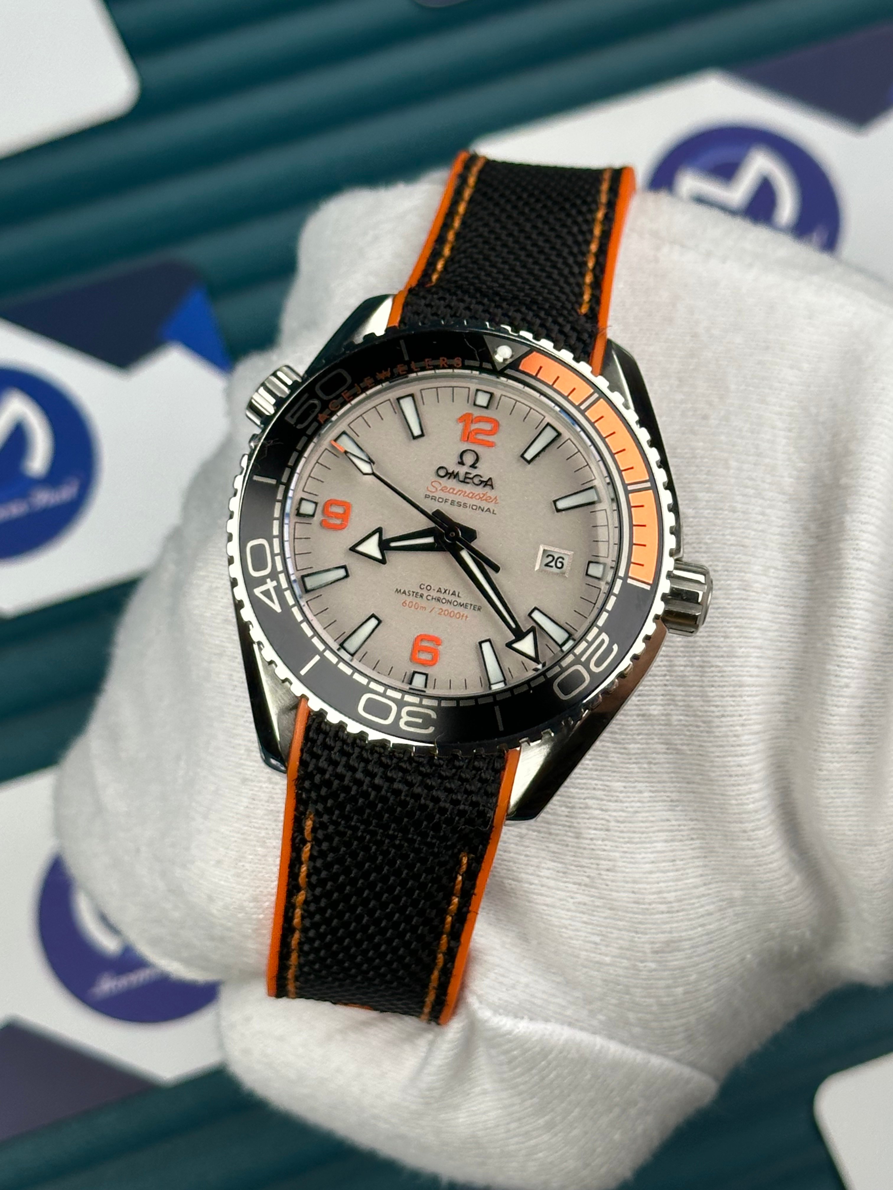 Omega Seamaster Planet Ocean PVD Gri Kadran Gümüş Kasa