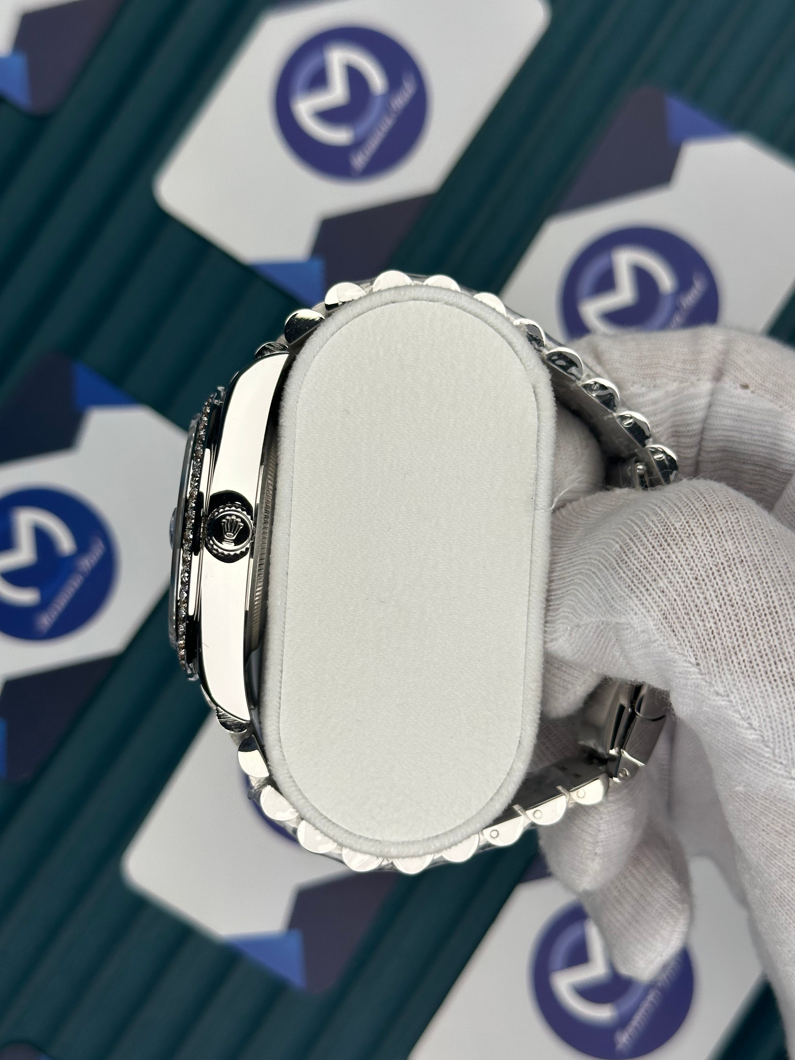 ROLEX DAY-DATE WHITE DIAL DIAMOND BEZEL ROMA INDEX SILVER JUBILE