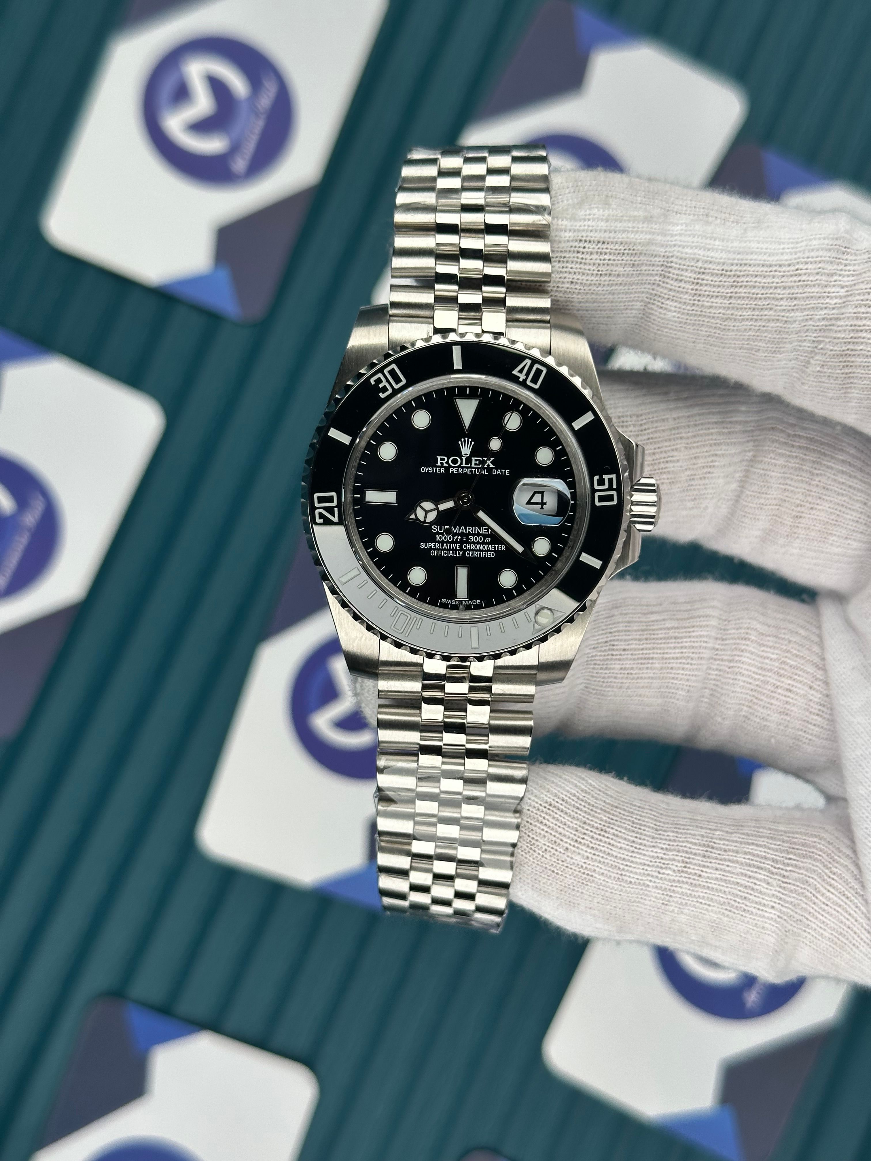 ROLEX SUBMARINER BLACK DIAL SILVER JUBILE