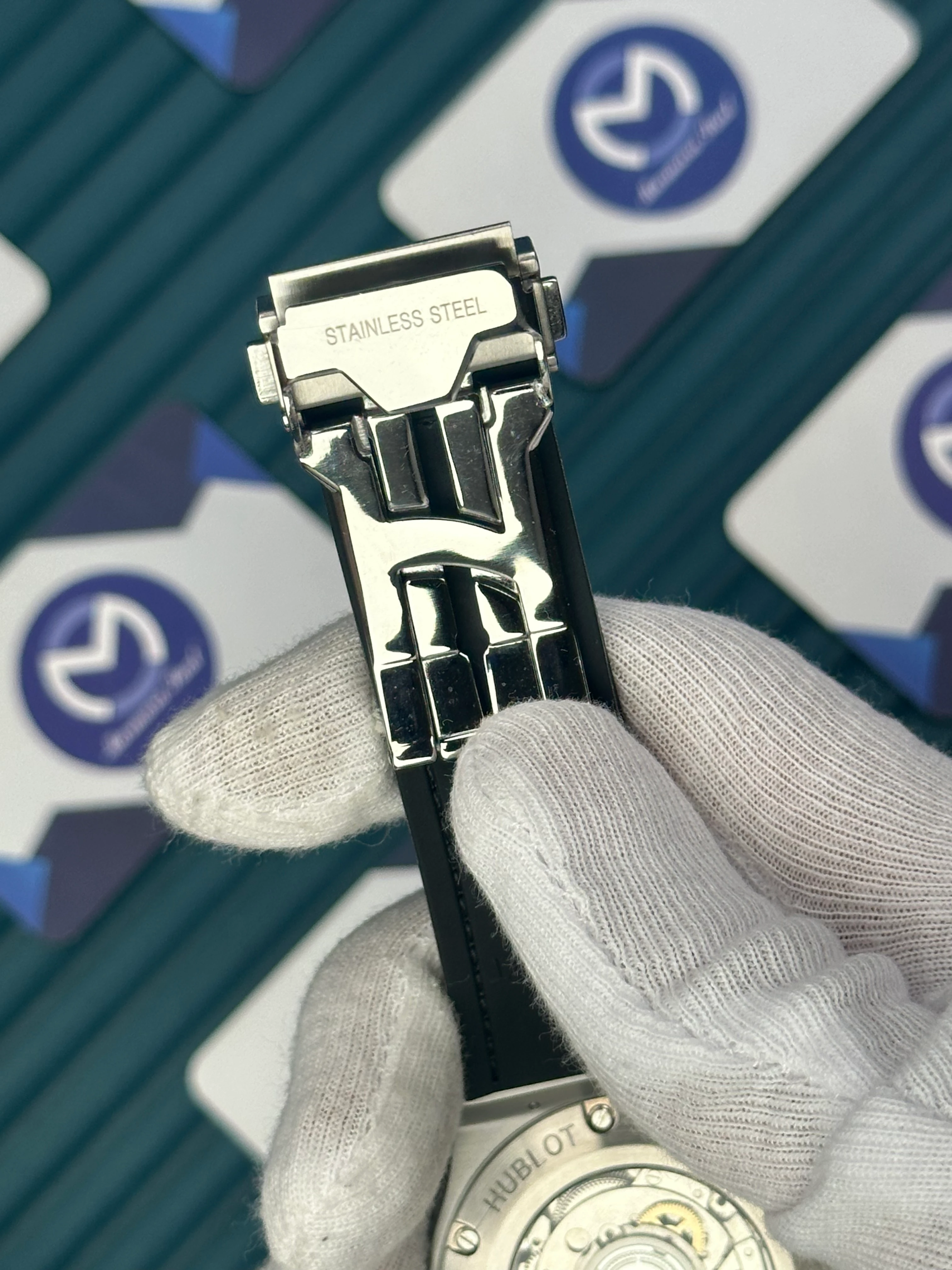 HUBLOT GENEVE AUTOMATIC VENDOME NUMBER INDEX CREAM LEATHER CORD 