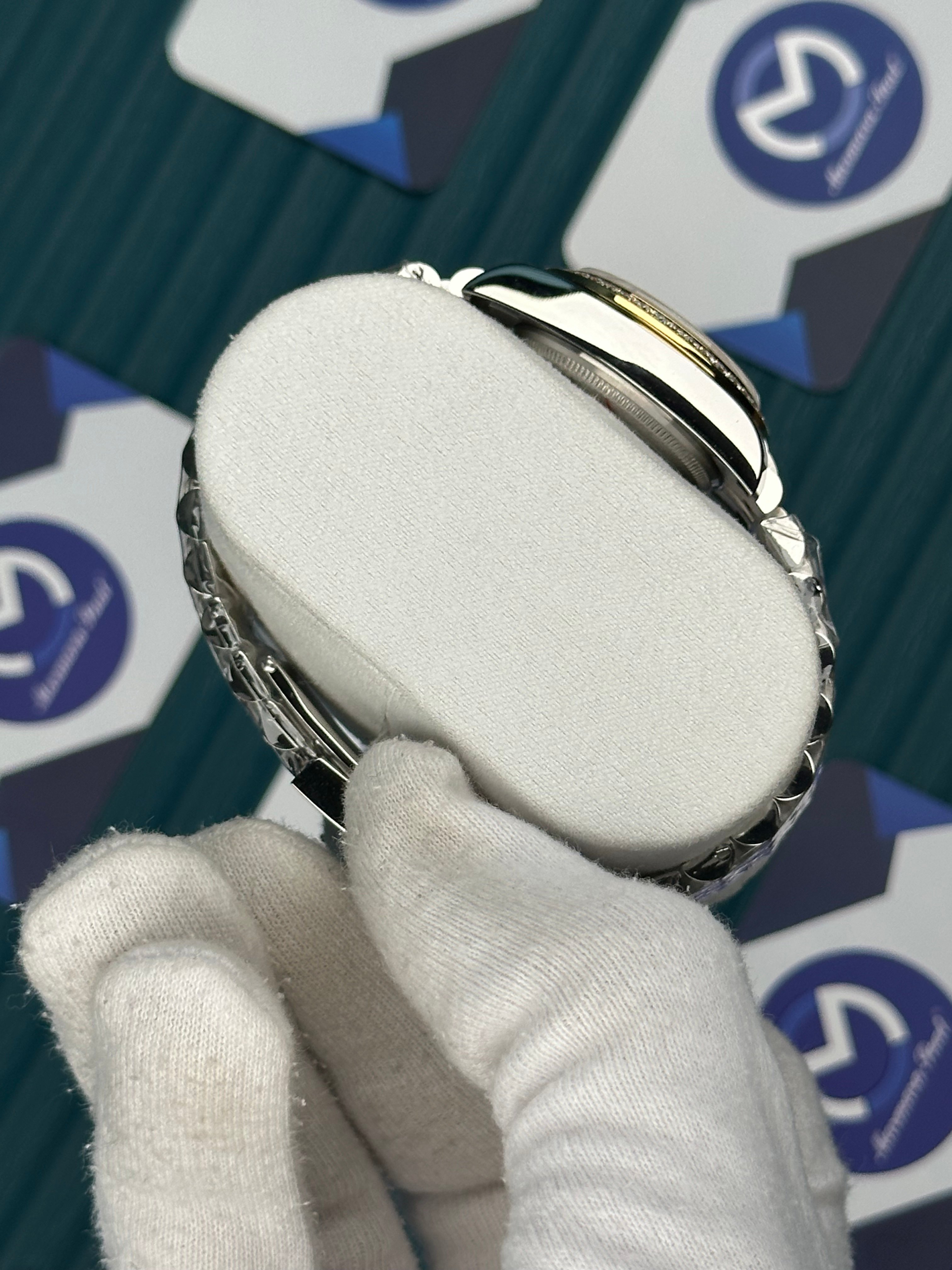 ROLEX 31 SİYAH KADRAN PIRLANTA BEZEL GOLD-SILVER JUBILEE