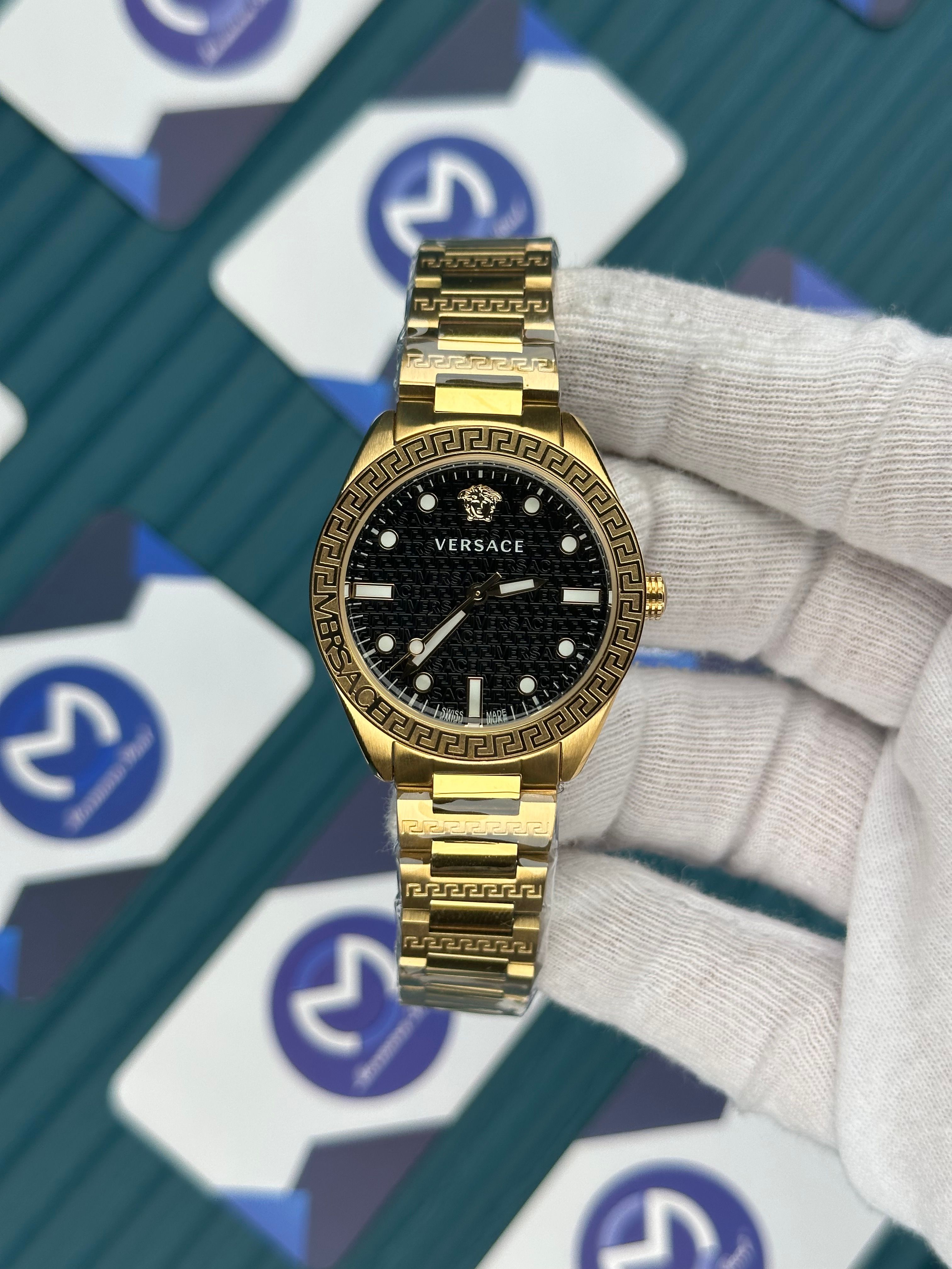 VERSACE 36 DESENLİ SİYAH KADRAN GOLD KORDON