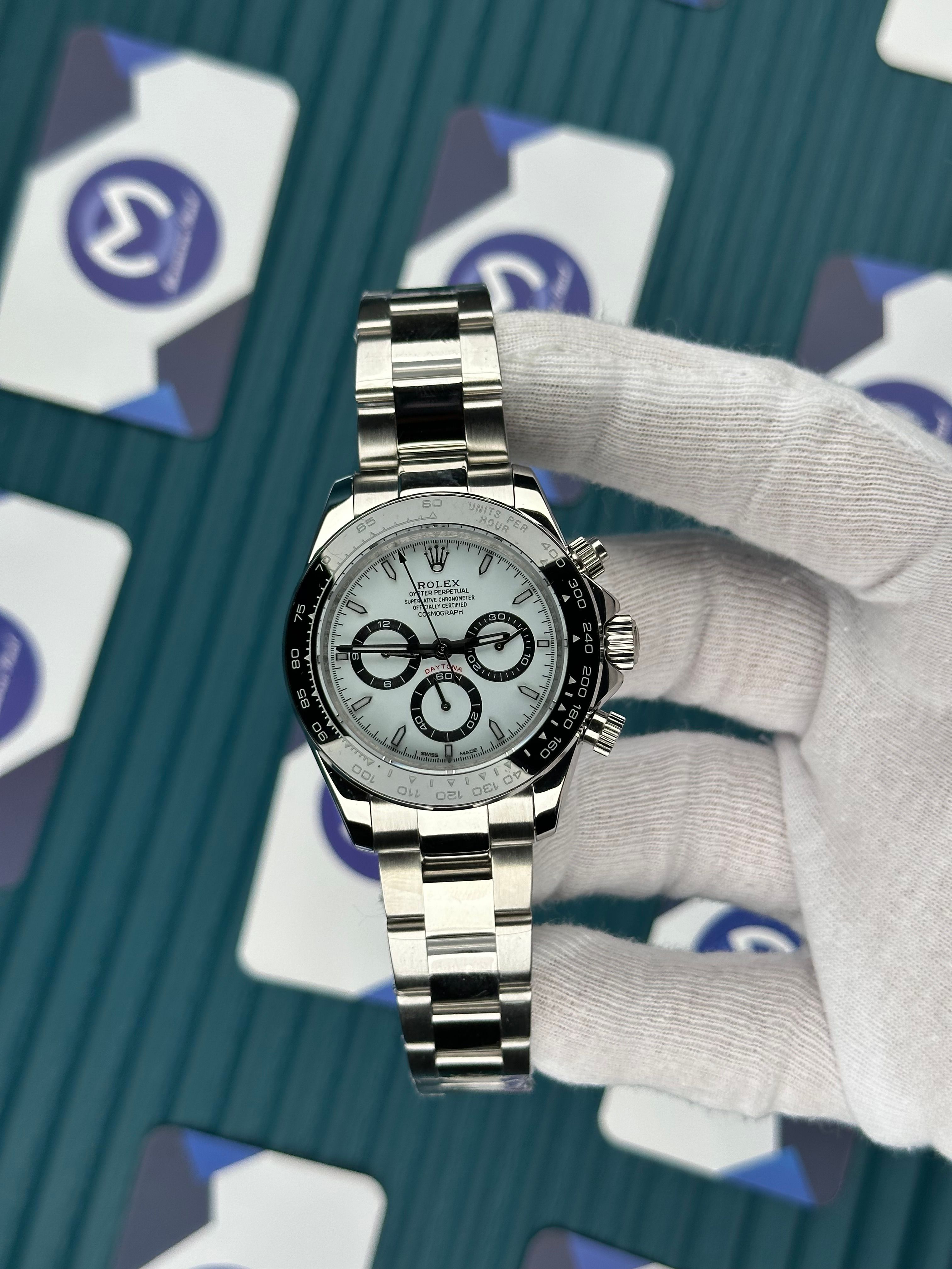 ROLEX DAYTONA WHITE DIAL PANDA SILVER OYSTER