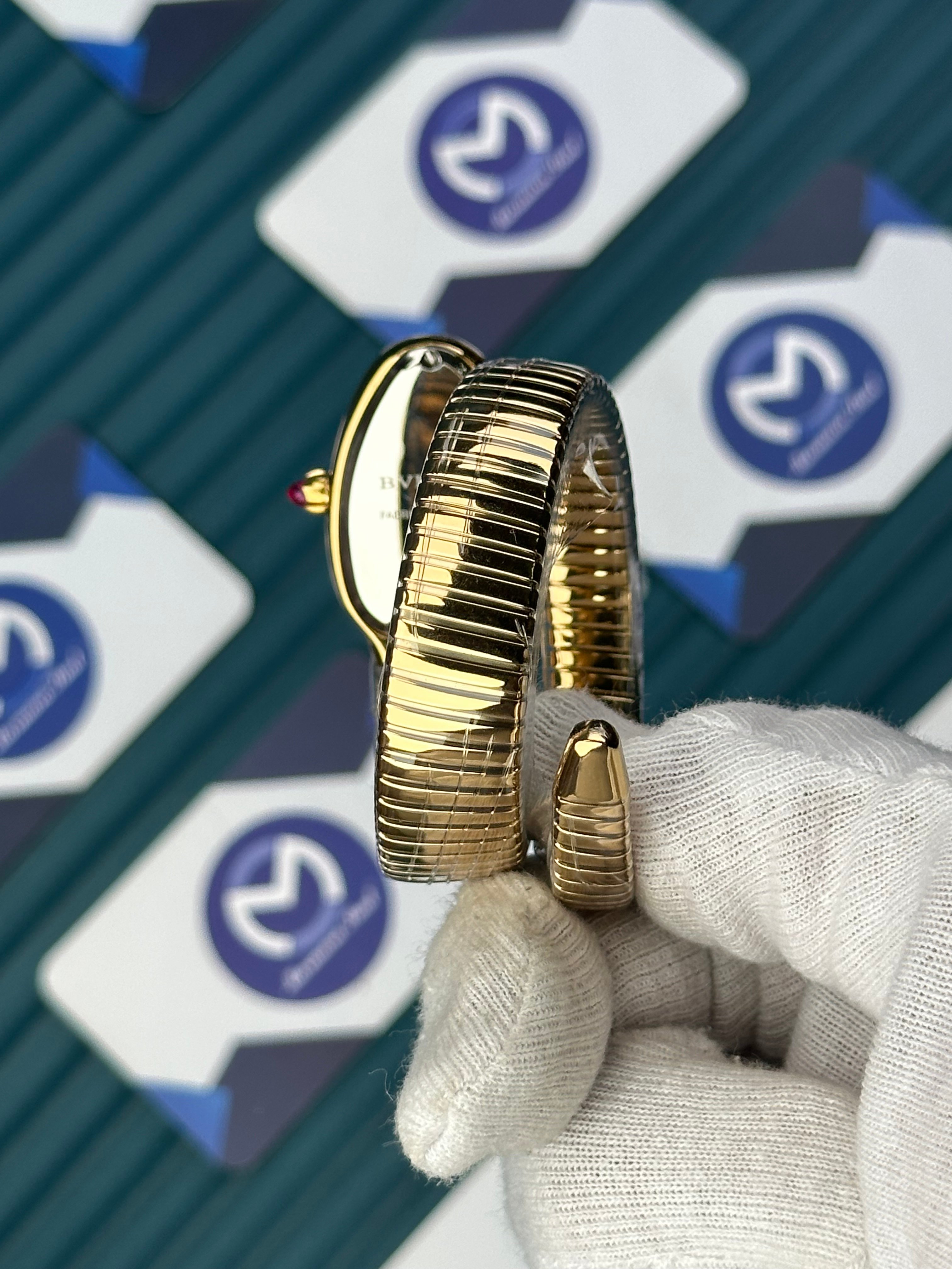 BVLGARI SERPENTI WHITE DIAL DIAMOND BEZEL GOLD TUBOGAS