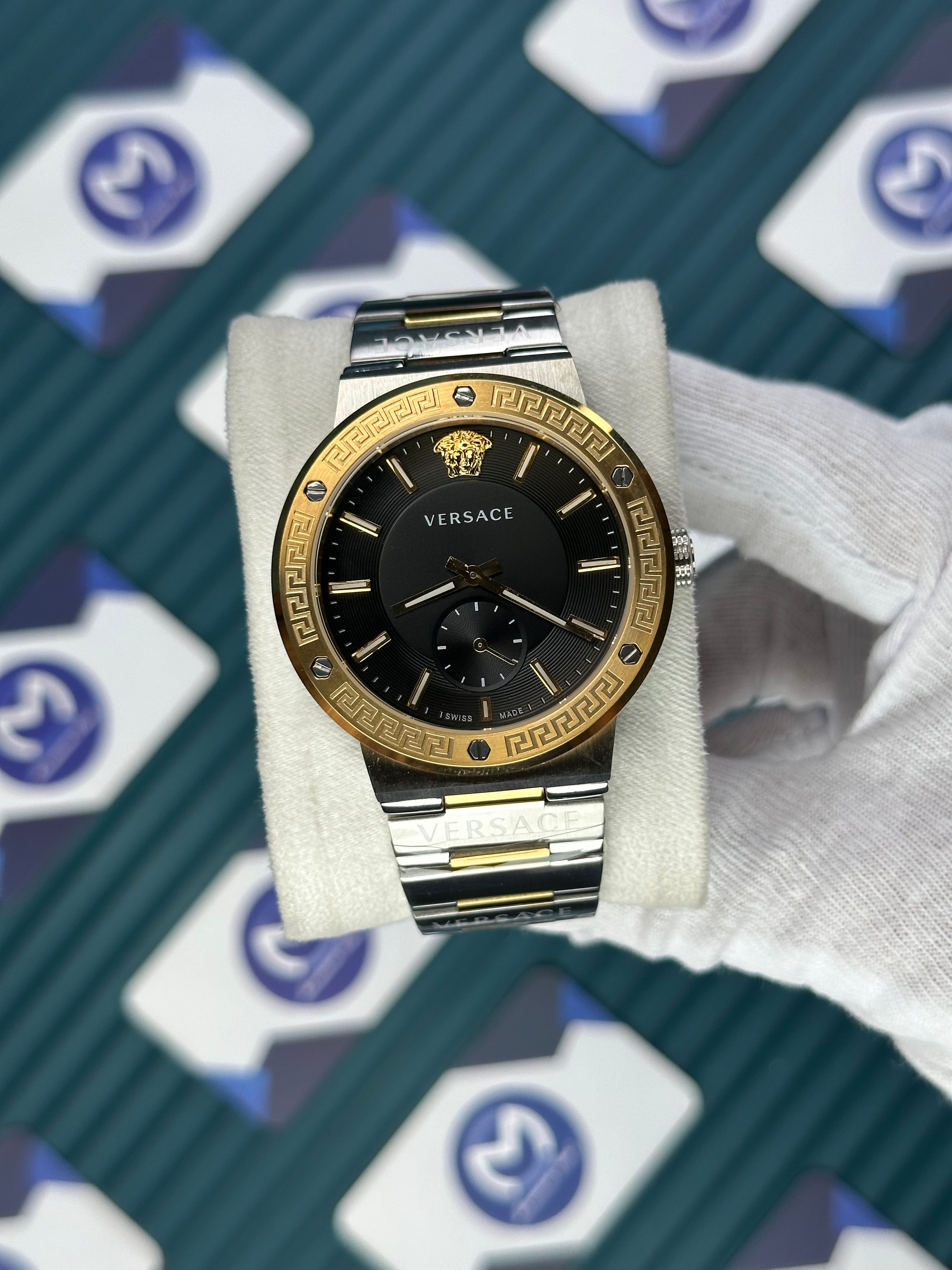 VERSACE BLACK DIAL SECOND CHRONOGRAPH GOLD-SILVER 