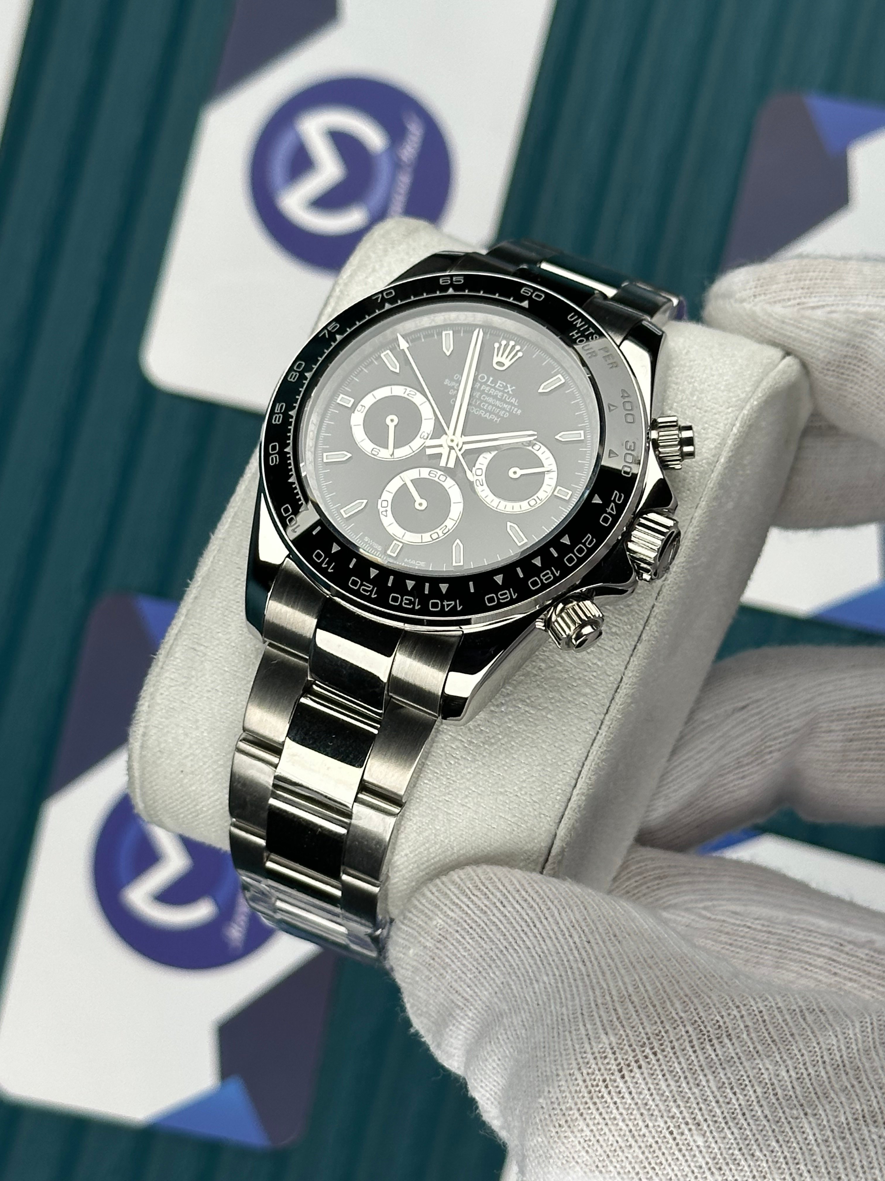 ROLEX DAYTONA BLACK DIAL SILVER OYSTER