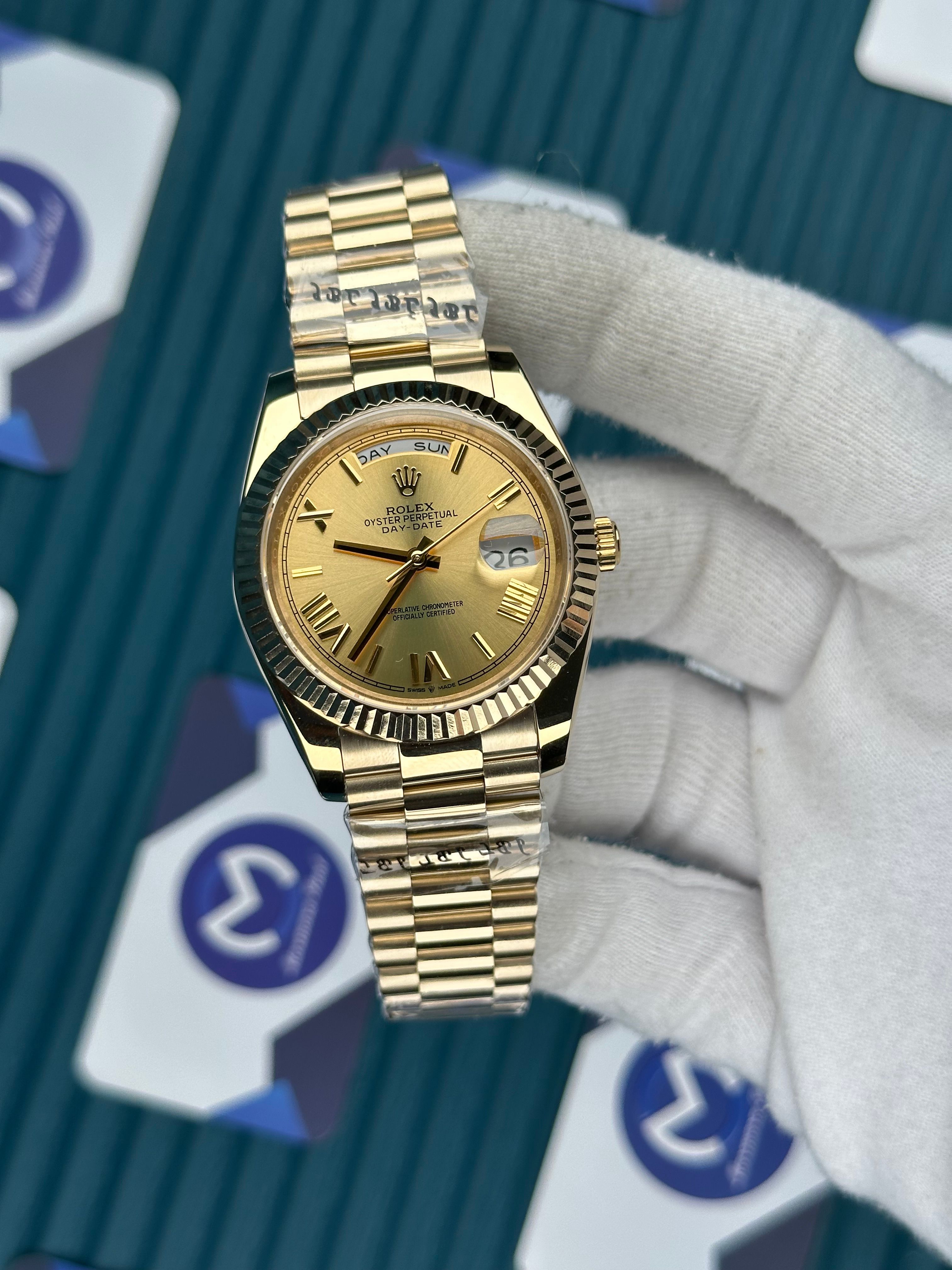 ROLEX DAY-DATE GOLD DIAL GOLD INDEX GOLD PRESIDENT