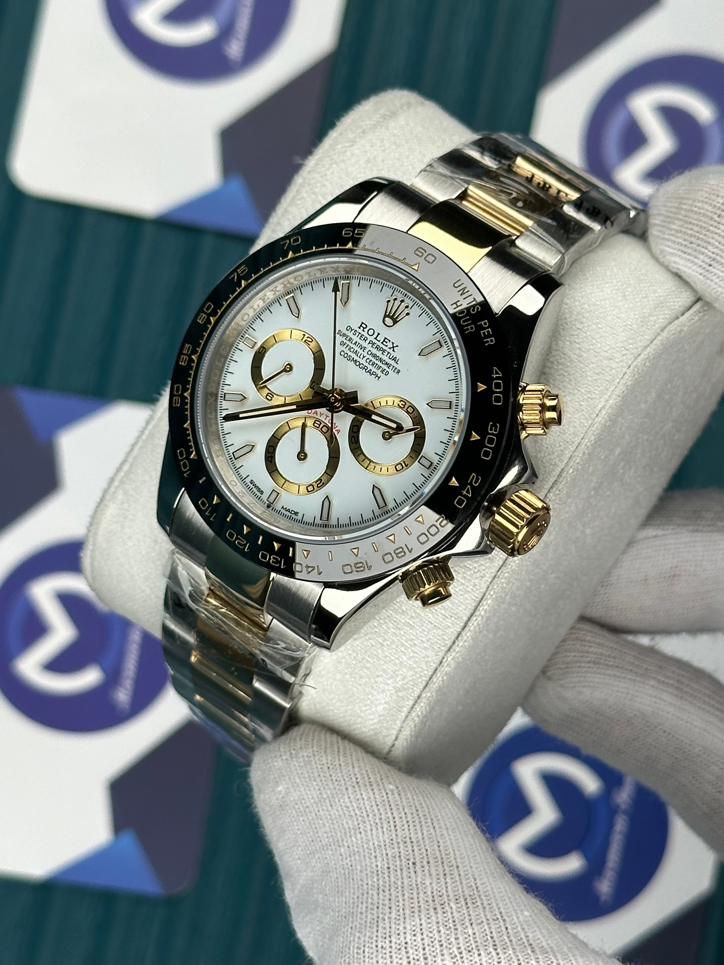 ROLEX DAYTONA WHITE DIAL GOLD-SILVER OYSTER