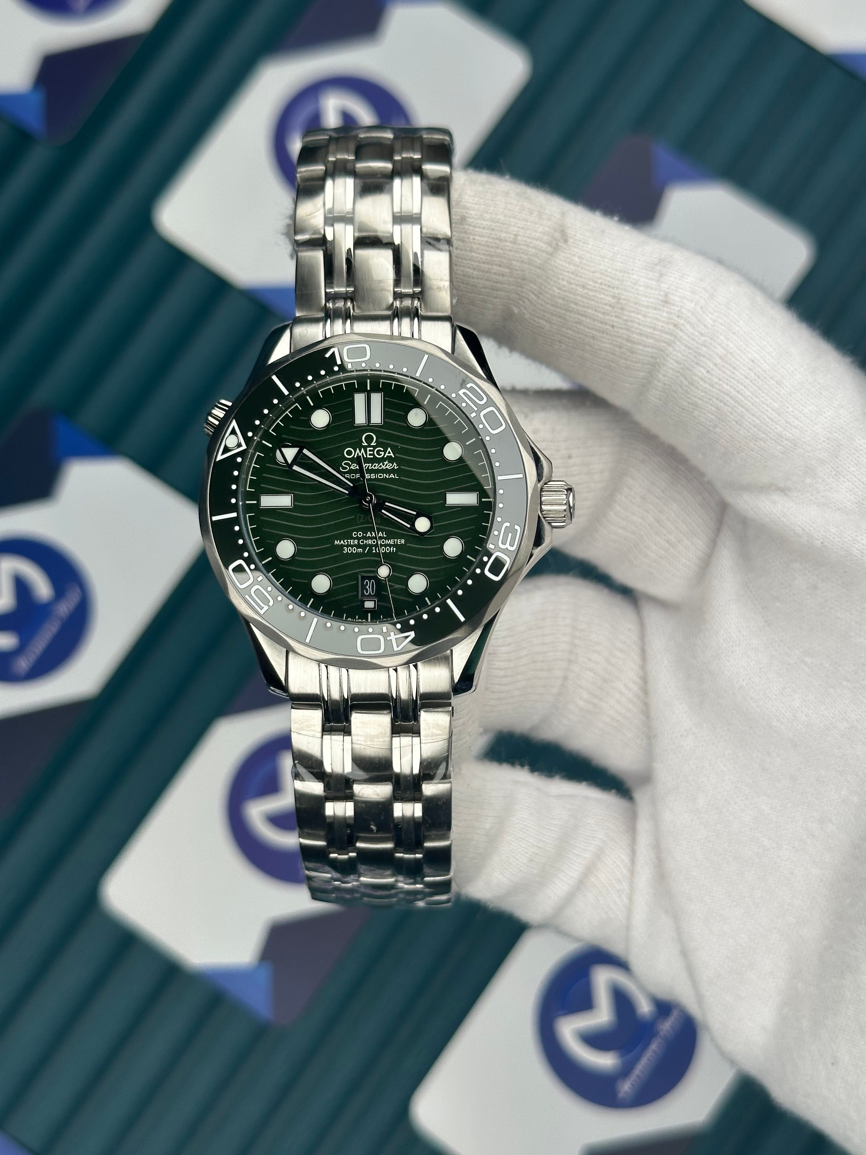 Omega Seamaster Professional Otomatik Yeşil Kadran