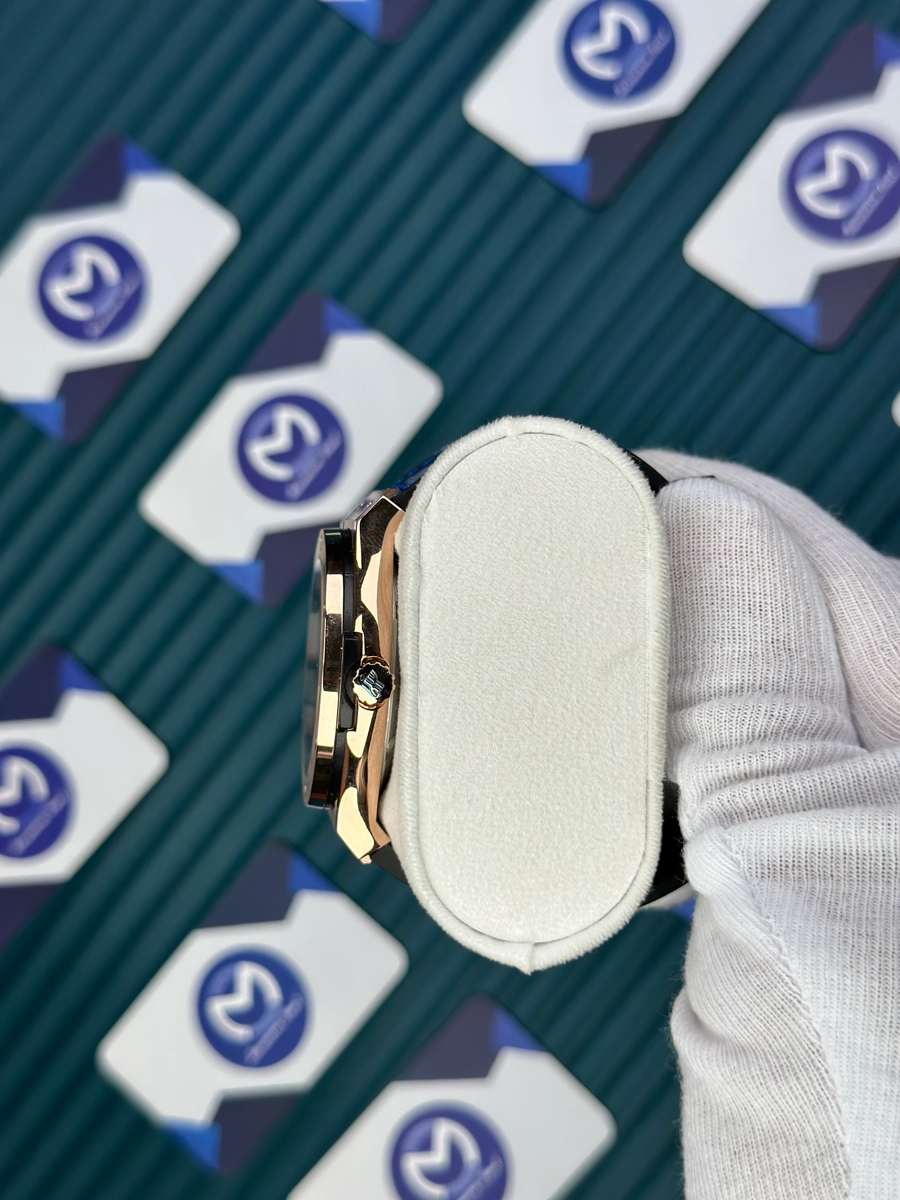 HUBLOT GENEVE AUTOMATIC VENDOME BLUE DIAL AND LEATHER CORD ROSE CASE