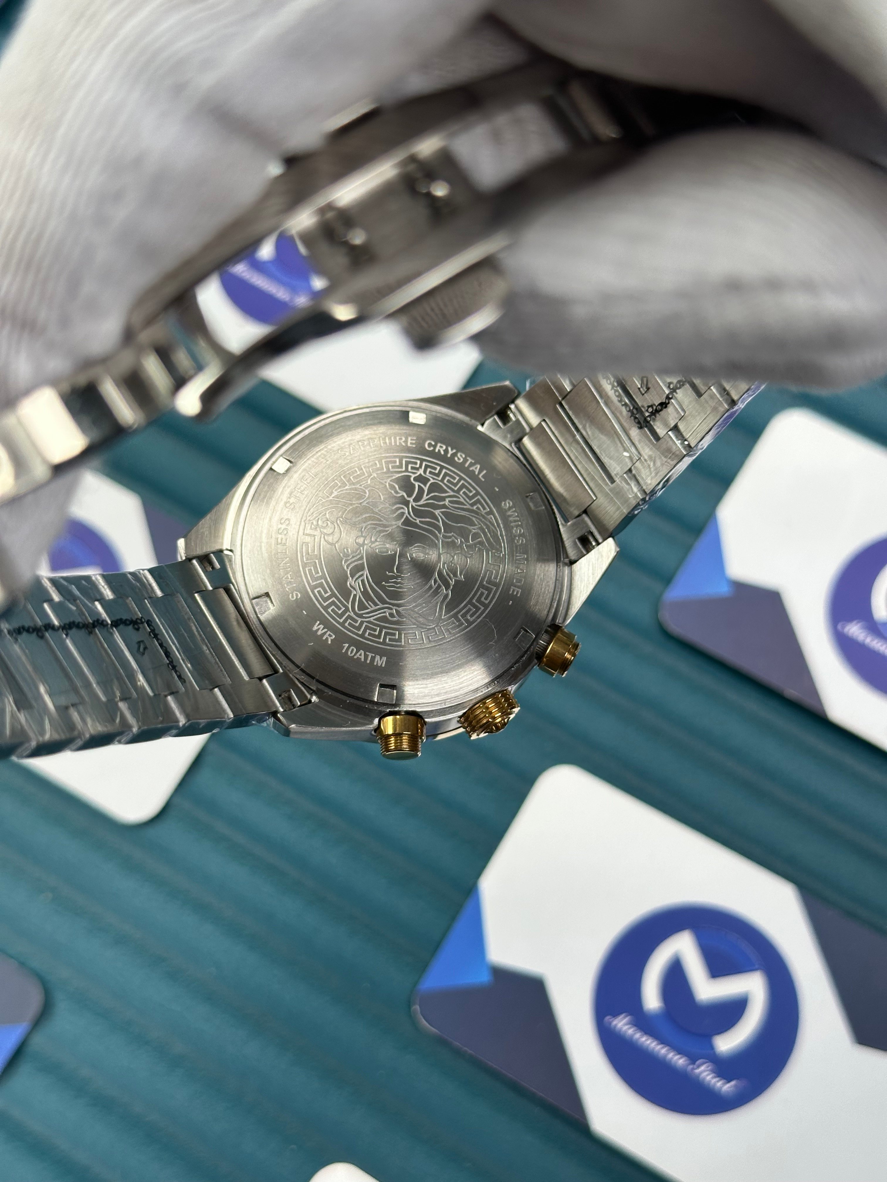 VERSACE BLUE DIAL CHRONOMOMETER NEW SEASON GOLD-SILVER
