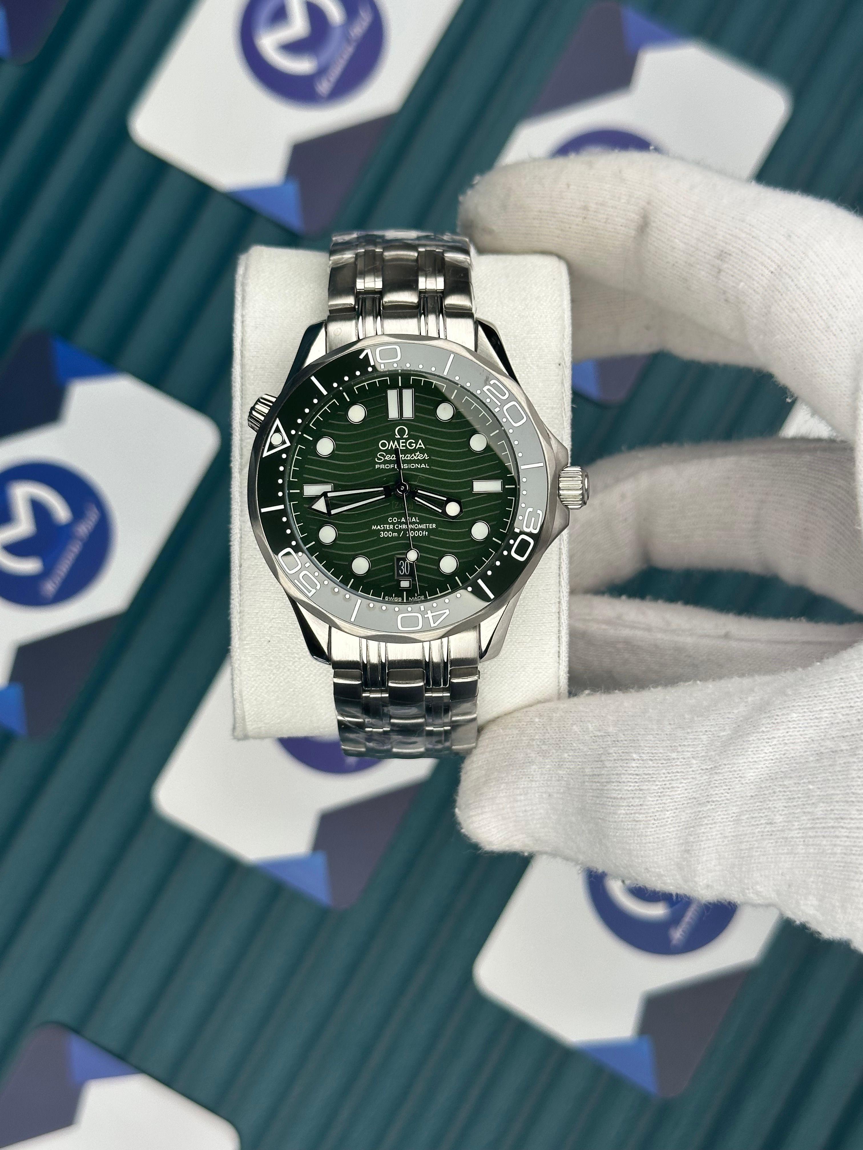 Omega Seamaster Professional Otomatik Yeşil Kadran