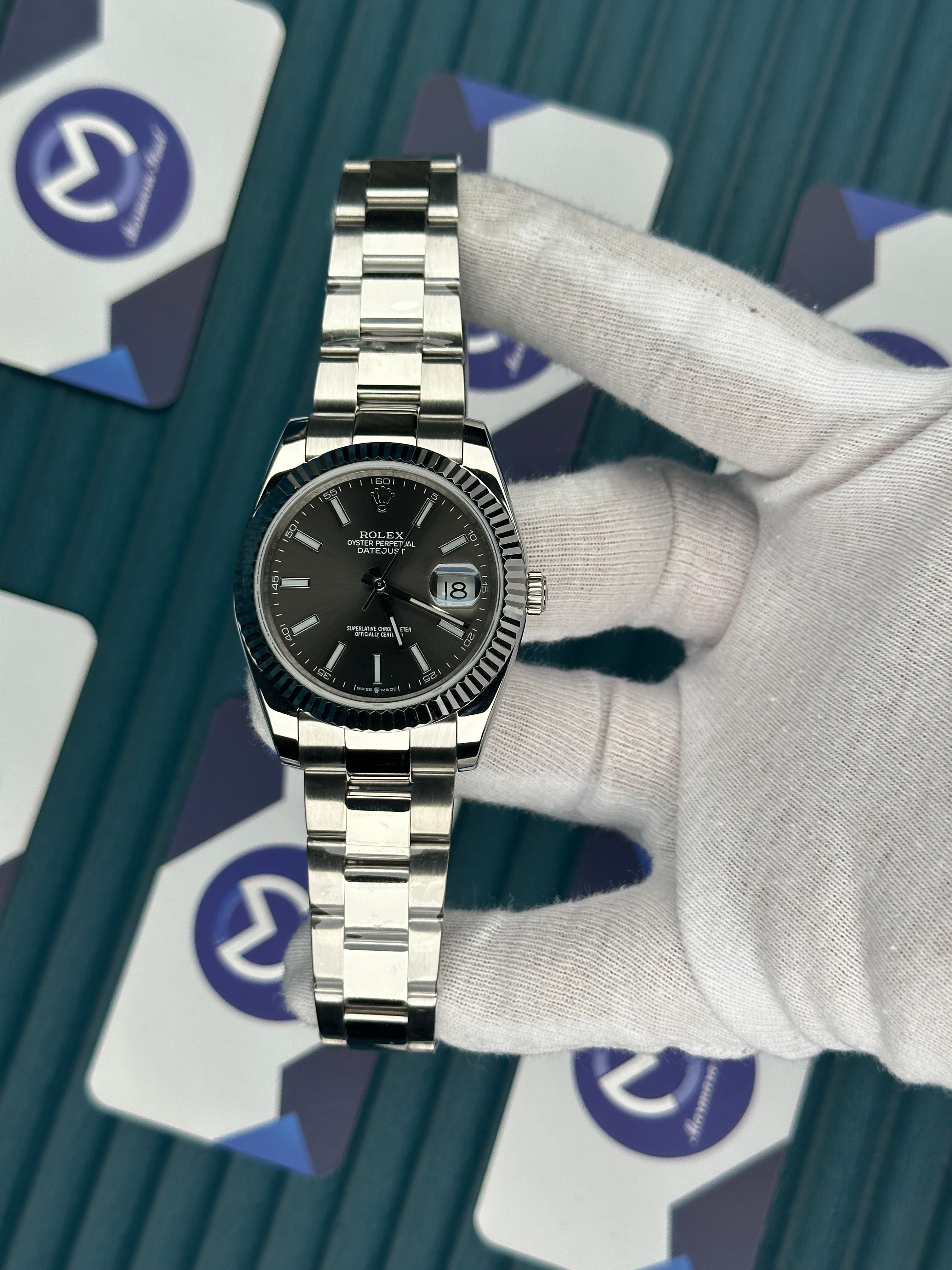 ROLEX DATEJUST GREY DILA SILVER OYSTER