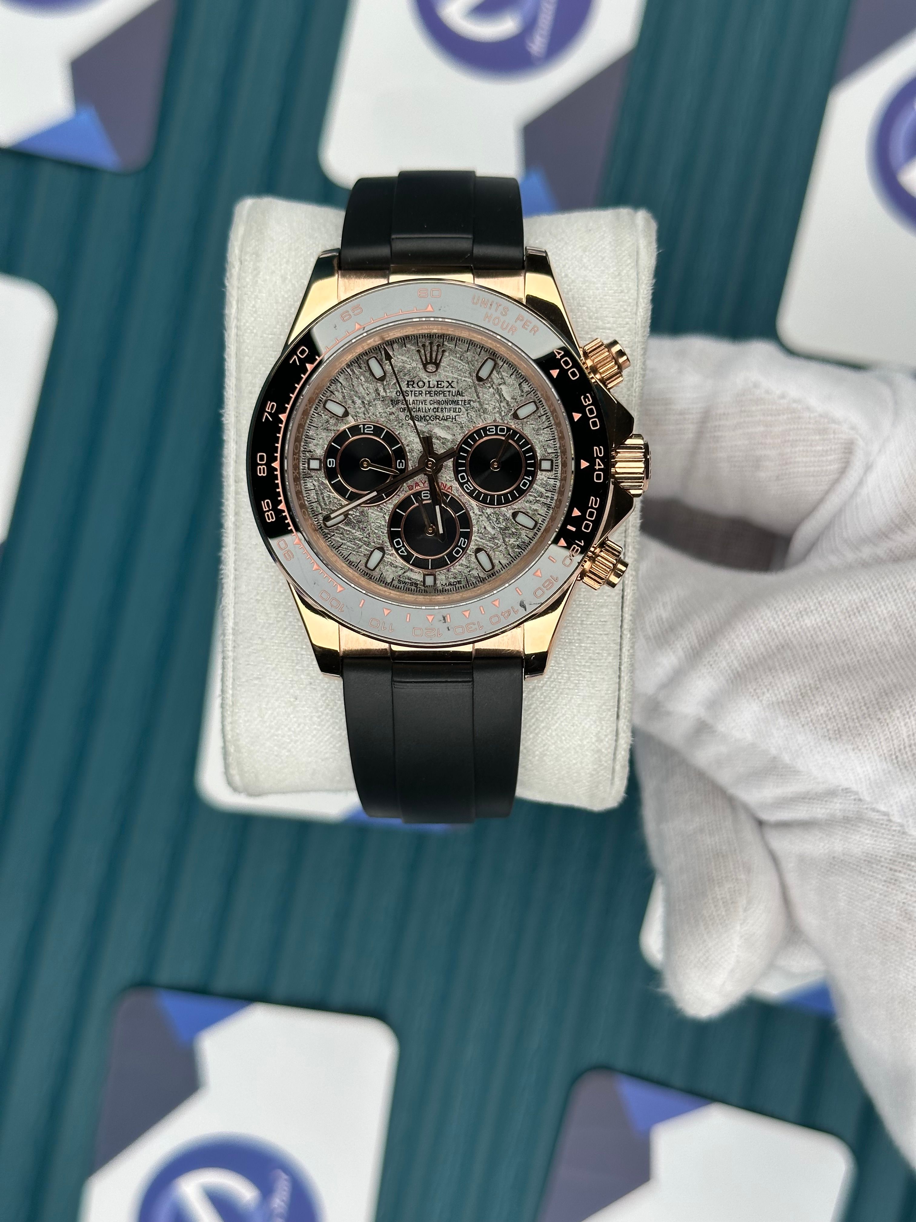 ROLEX DAYTONA MOZAIK GREY DIAL ROSE CASE OYSTERFLEX