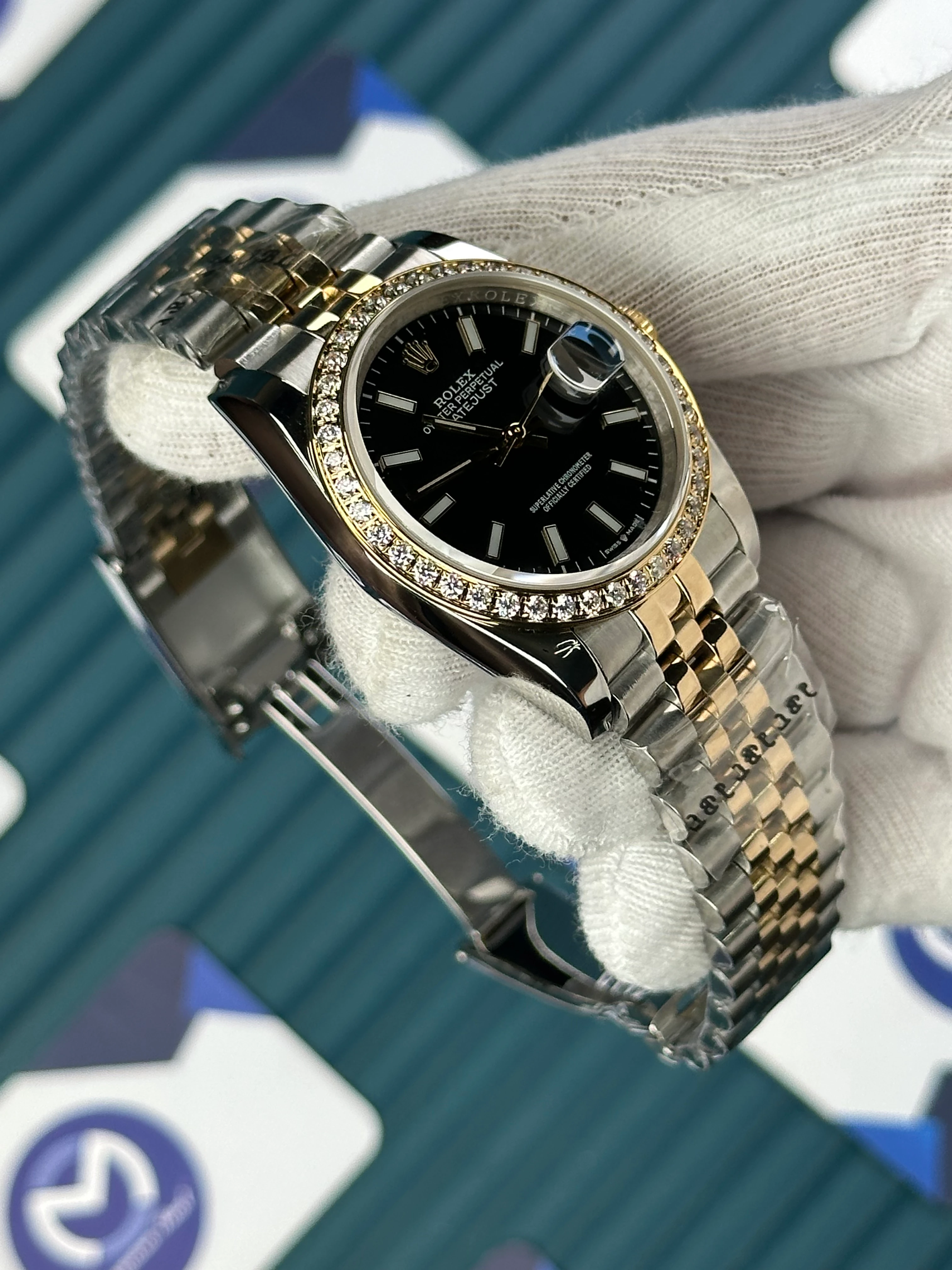 ROLEX 36 MM DATEJUST BLACK DIAL ROD INDEX DIAMOND BEZEL GOLD-SILVER JUBILE 