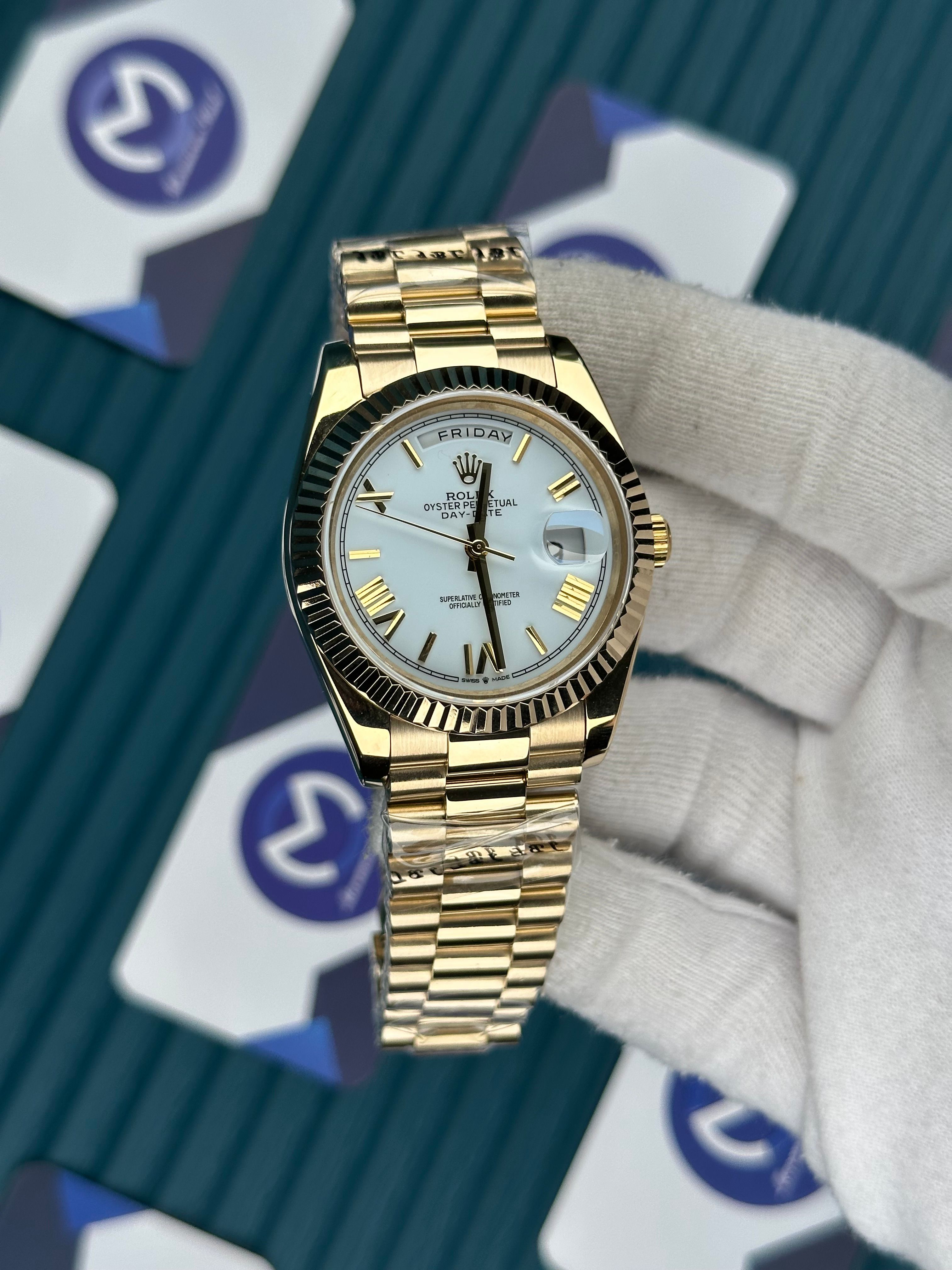 ROLEX DAY-DATE WHITE DIAL GOLD ROMA INDEX GOLD PRESIDENT