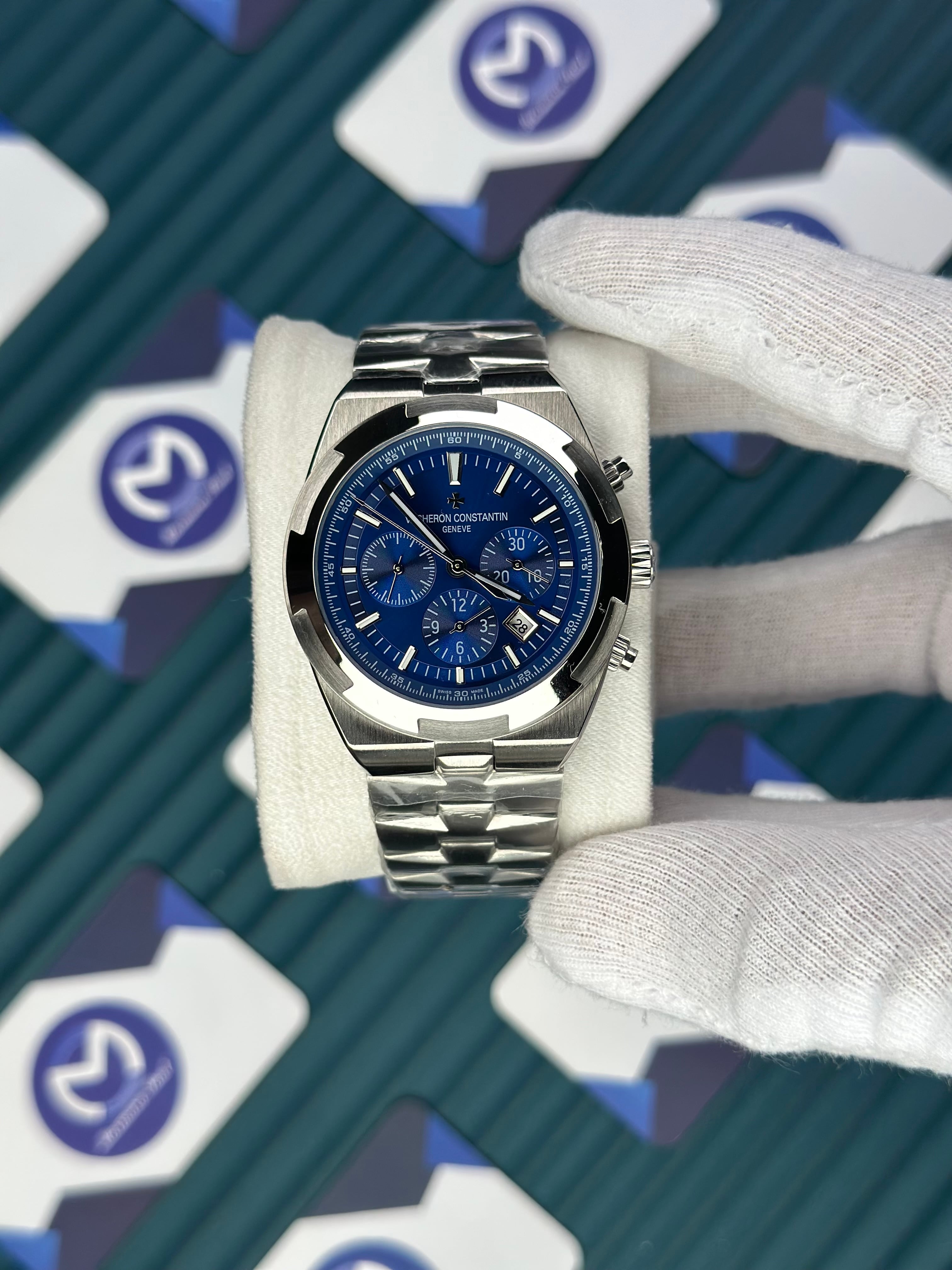 VACHERON CONSANTIN NAVY BLUE OVERSEAS CHRONOGRAPH SILVER