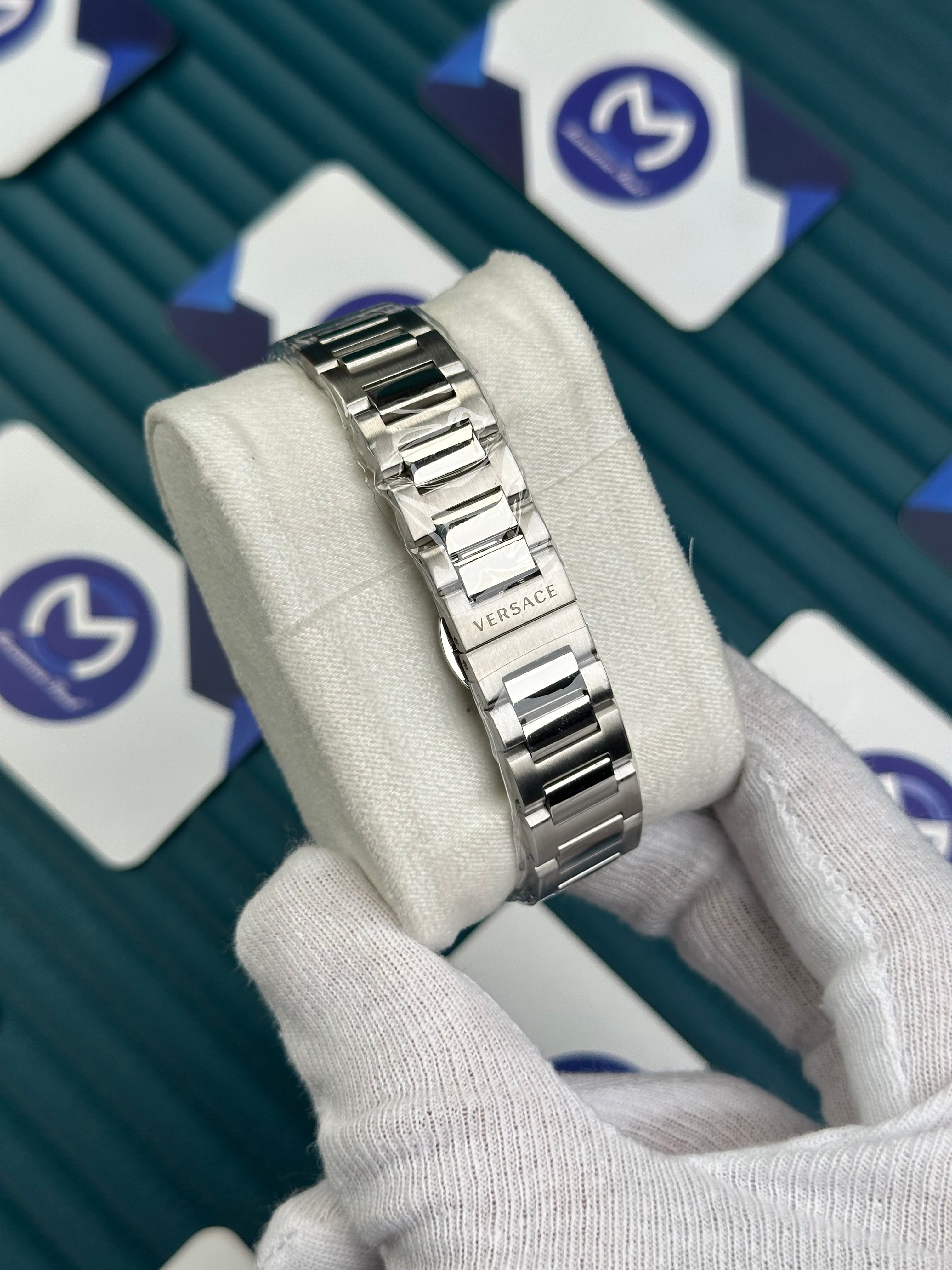 VERSACE 36 WHITE DIAL SILVER CORD 