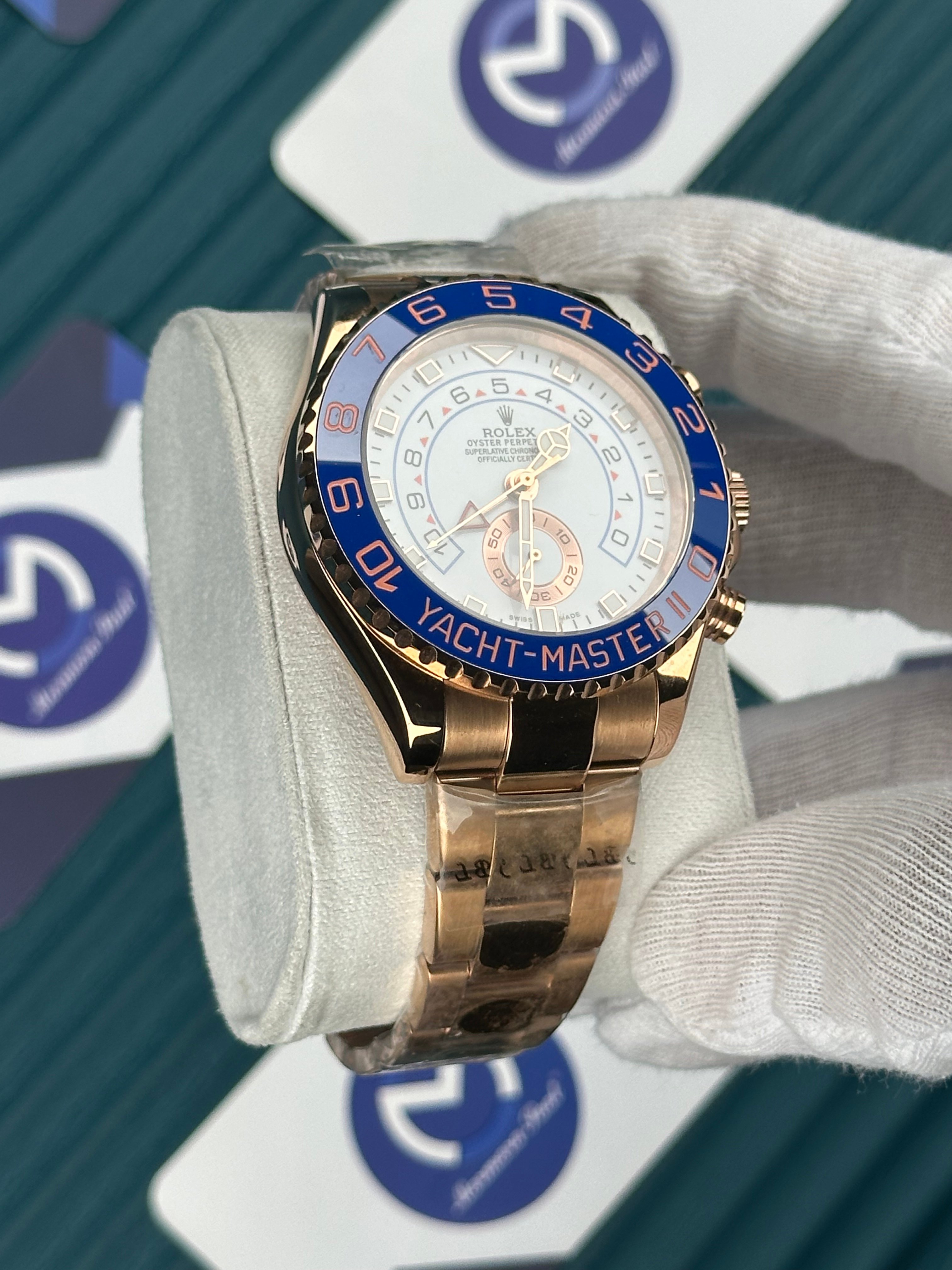 ROLEX YACHT-MASTER WHITE BLUE DIAL ROSE OYSTER 