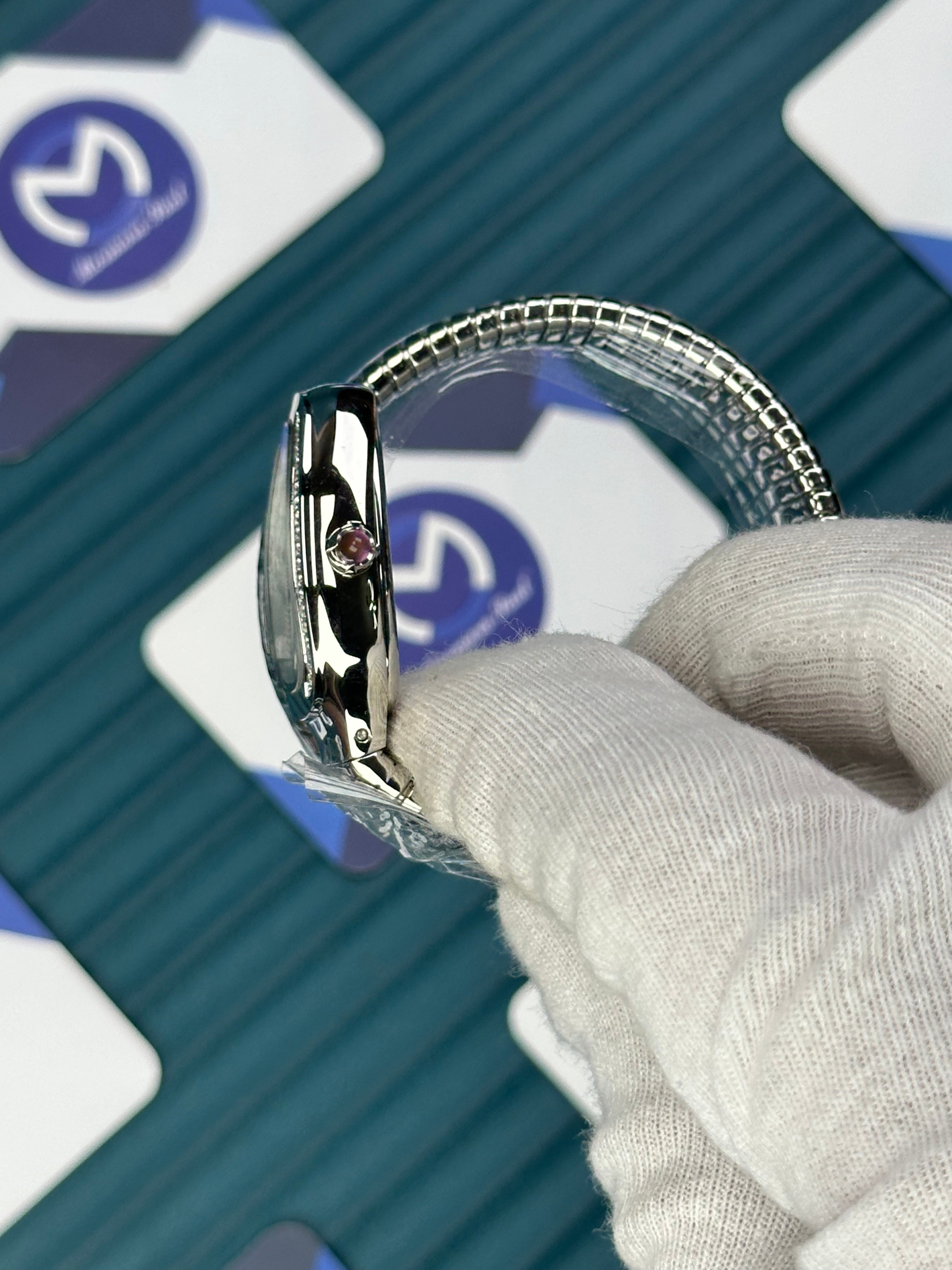 BVLGARI SERPENTI WHITE DIAL DIAMOND BEZEL SILVER SHORT TUBOGAS 