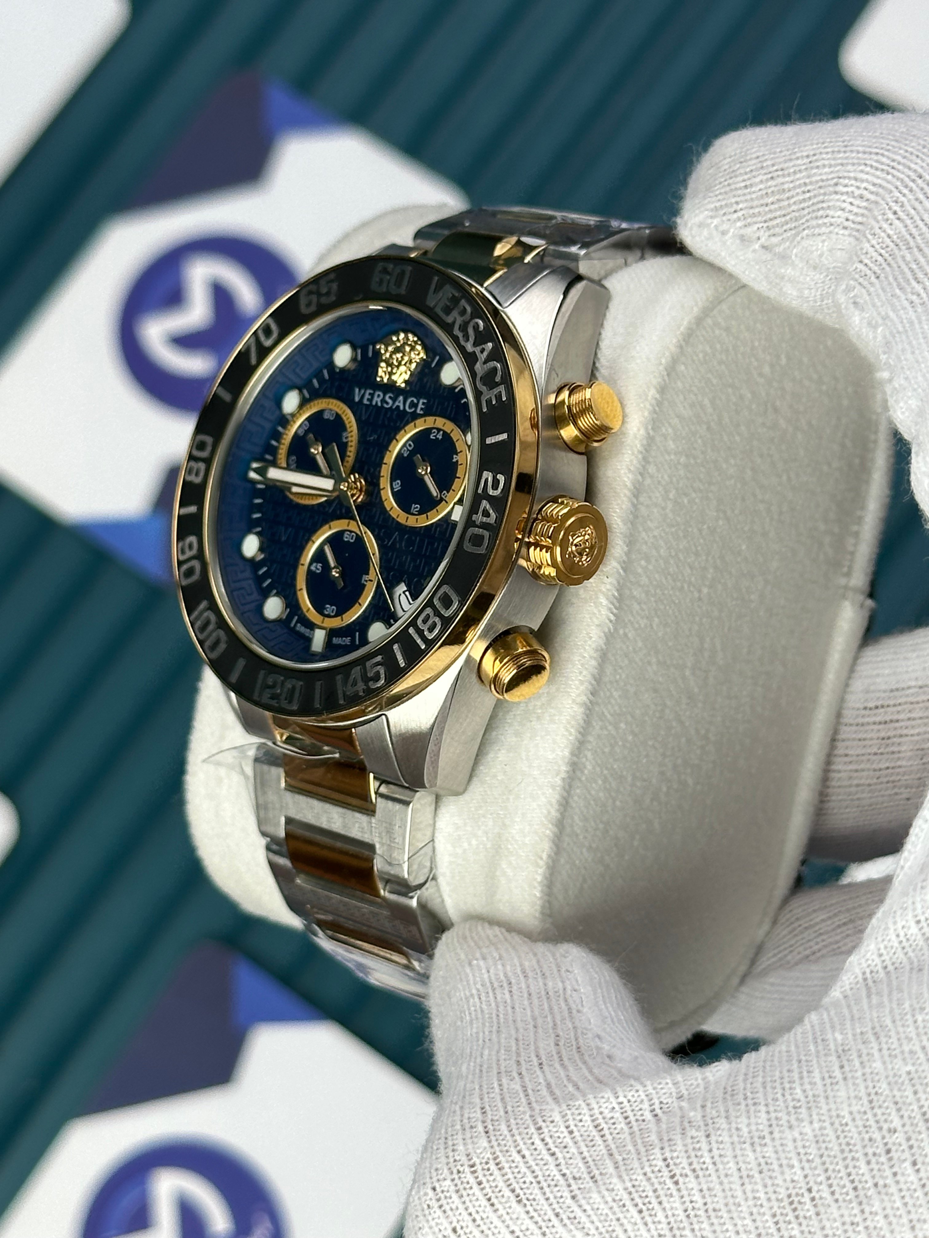 VERSACE BLUE DIAL CHRONOMOMETER NEW SEASON GOLD-SILVER