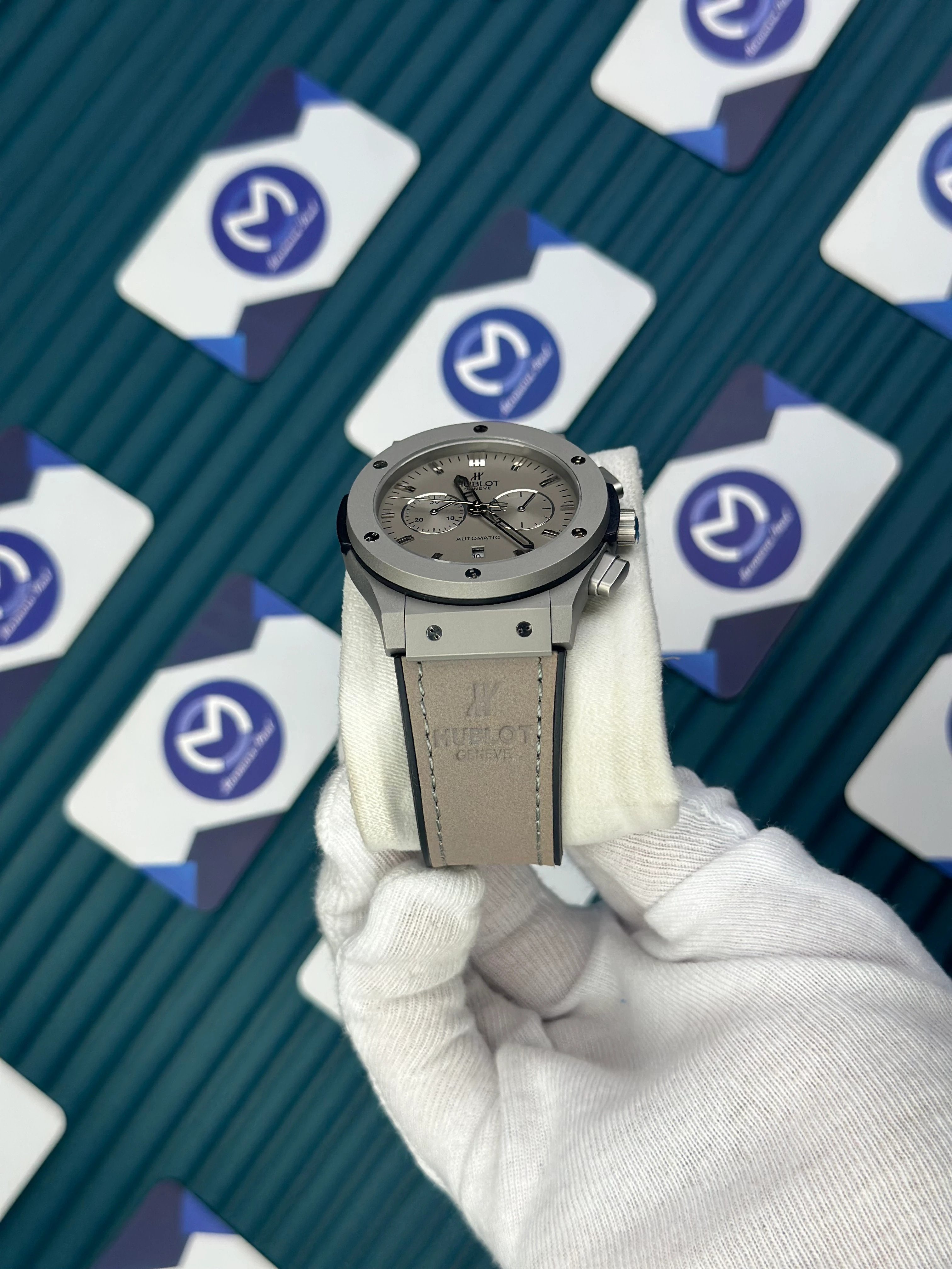 HUBLOT AUTOMATIC VENDOME CREAM CHRONOGRAPH LEATHER 