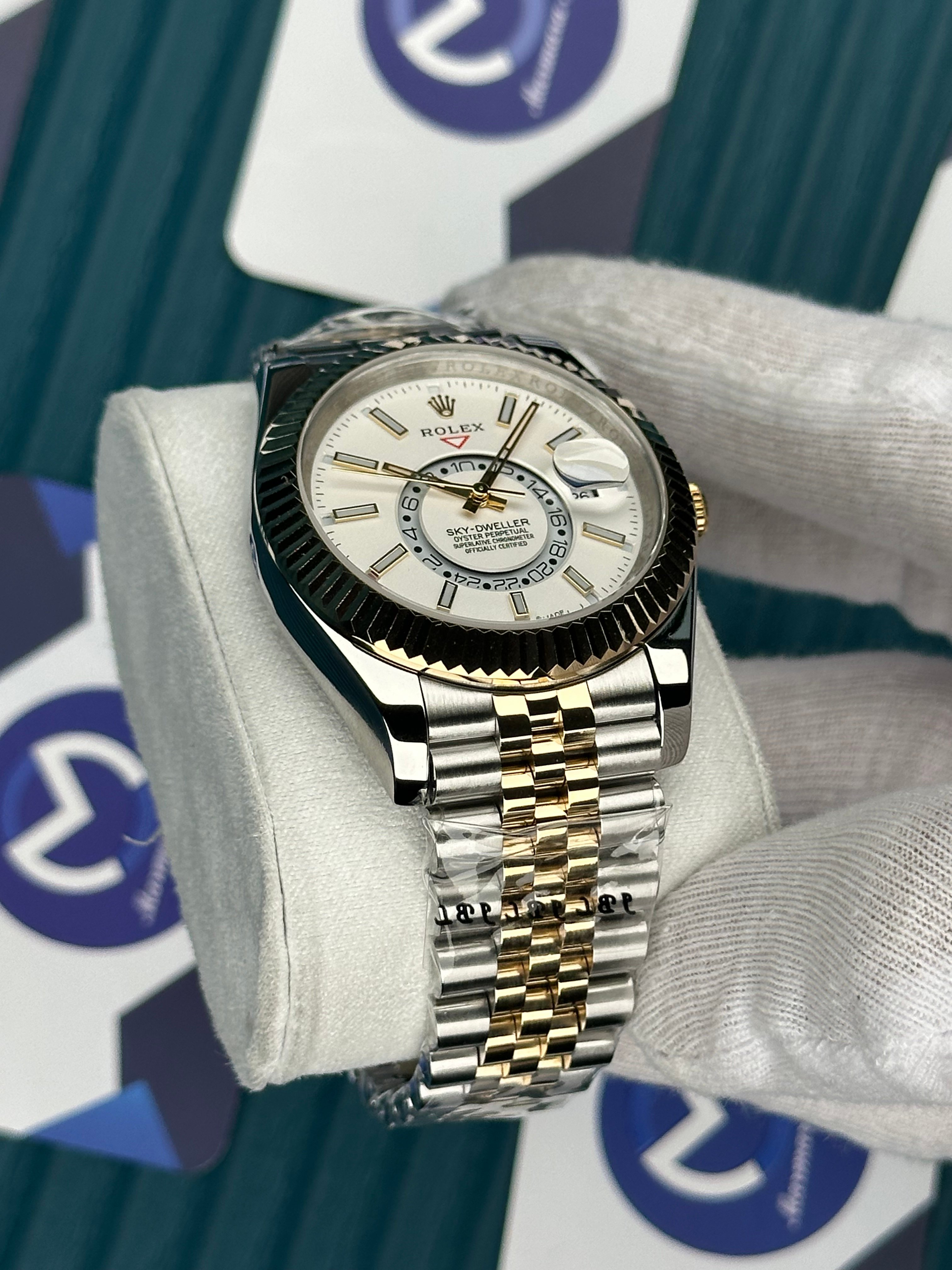 ROLEX SKY-DWELLER WHITE DIAL GOLD-SILVER JUBILE
