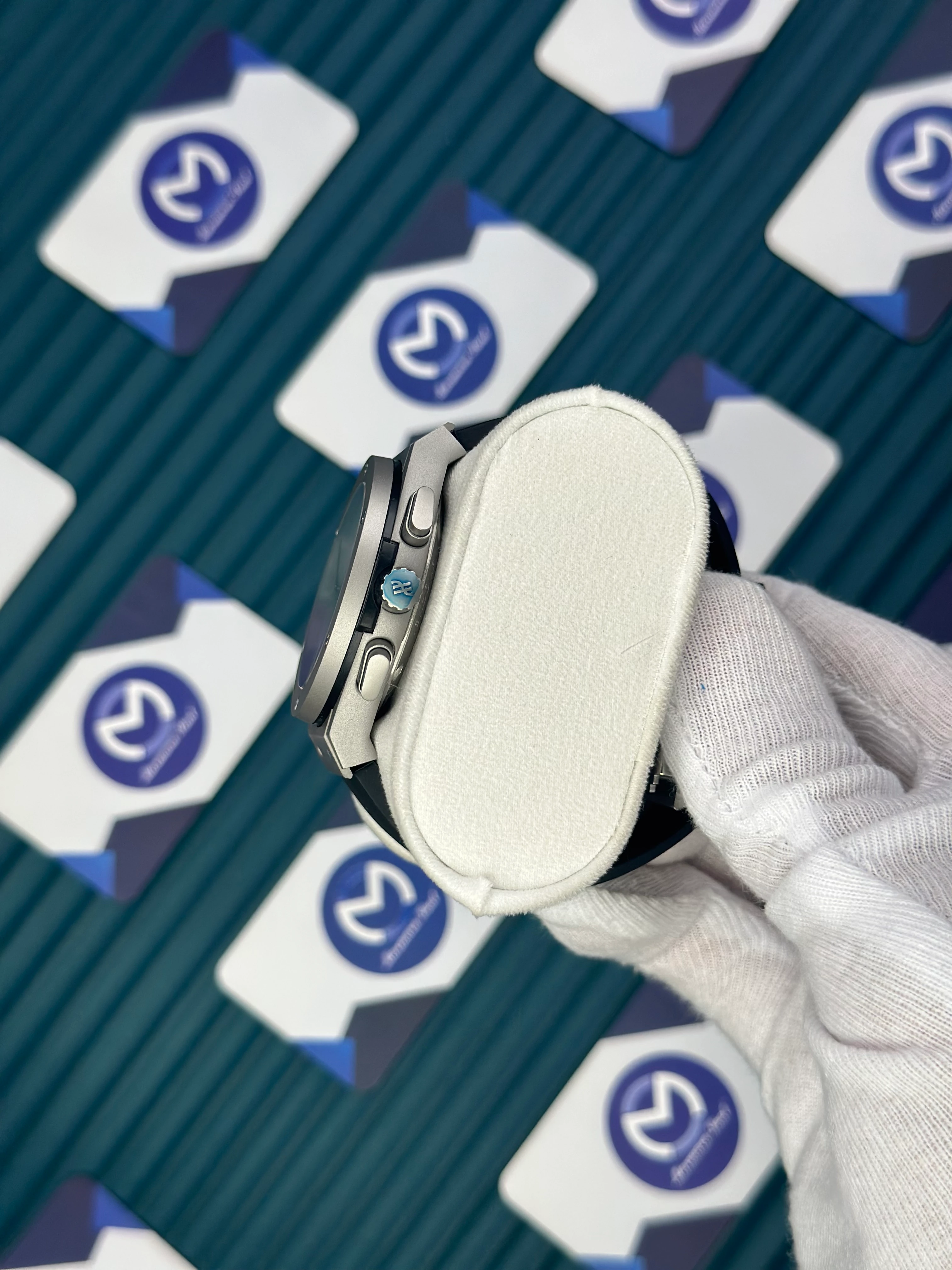 HUBLOT AUTOMATIC CLASIC VENDOME FUSHION BLACK DIAL CHRONOGRAP GREY CASE BLACK RUBBER