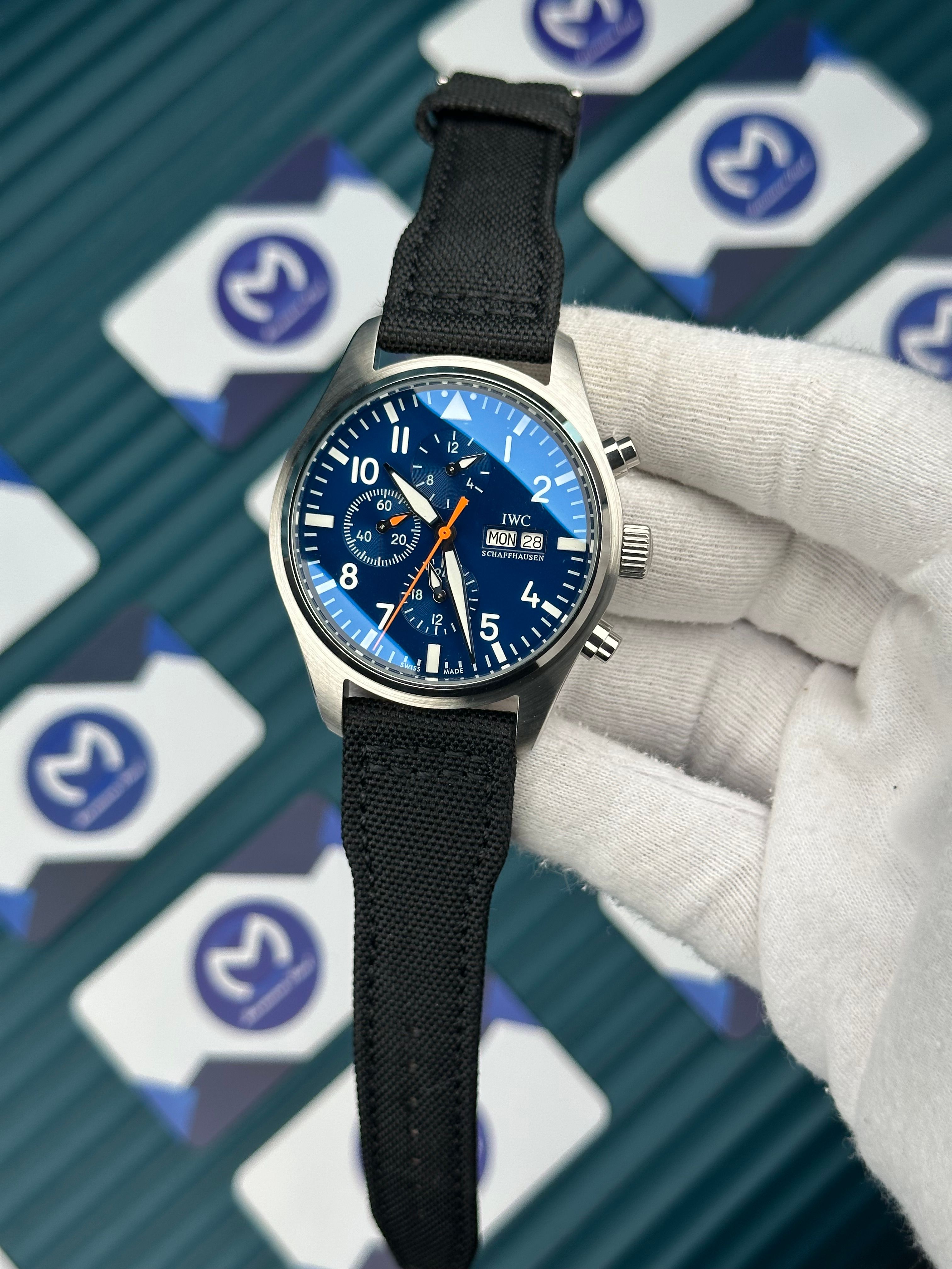 IWC BIG PILOT SİYAH BEZ KORDON MAVİ KADRAN