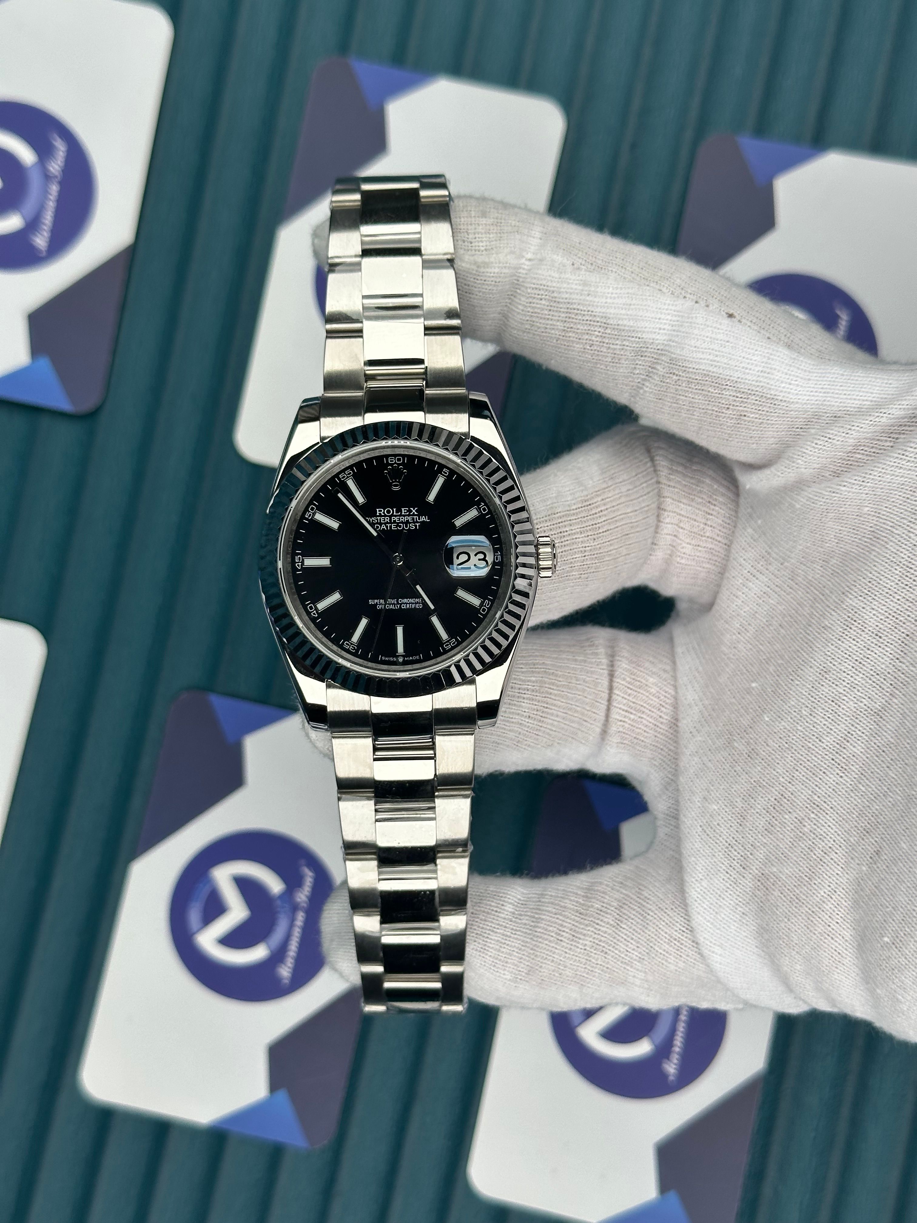 ROLEX DATEJUST BLACK DILA SILVER OYSTER