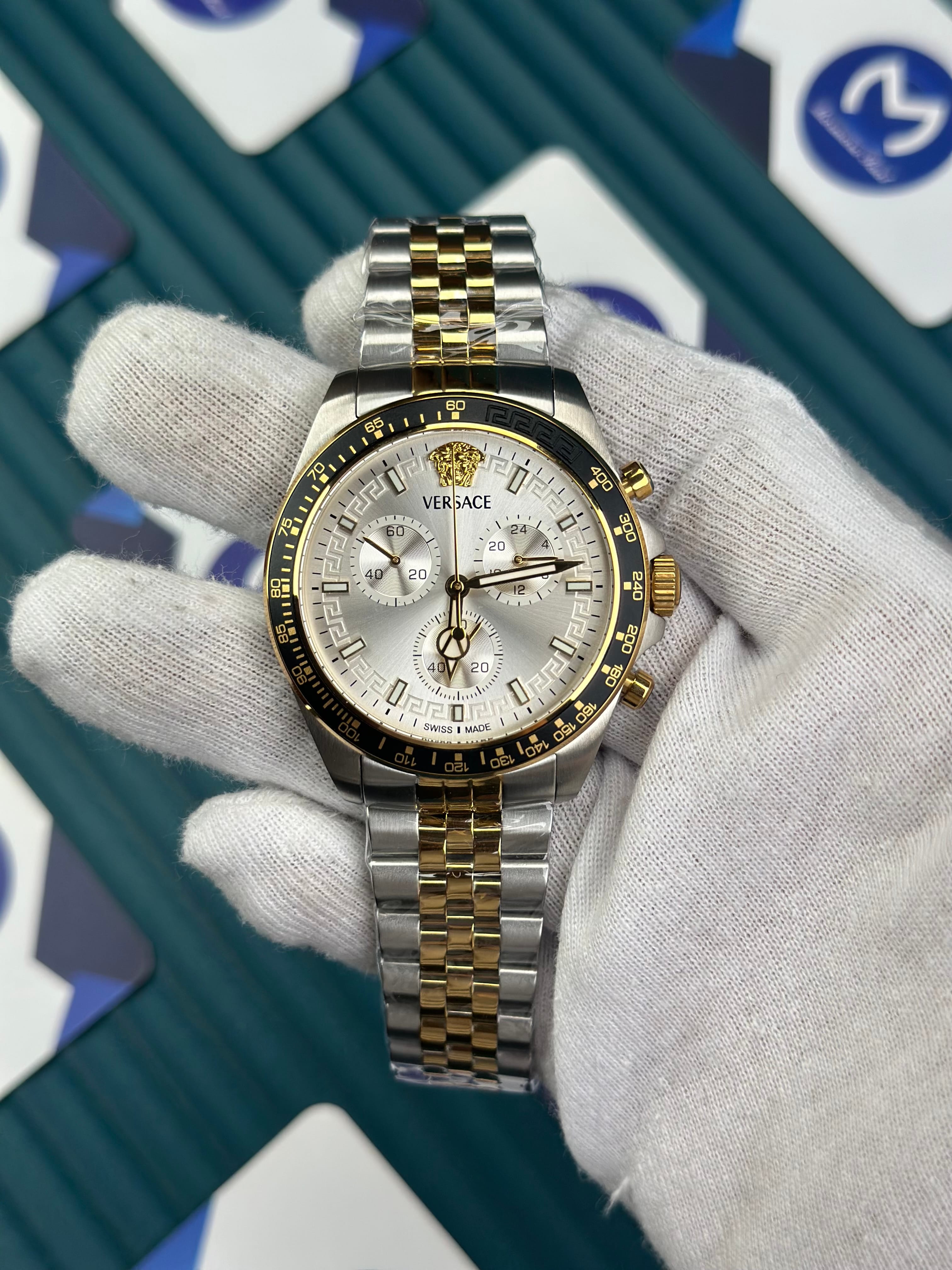 VERSACE NEW WHITE DIAL CHRONOGRAPH GOLD-SILVER JUBILE
