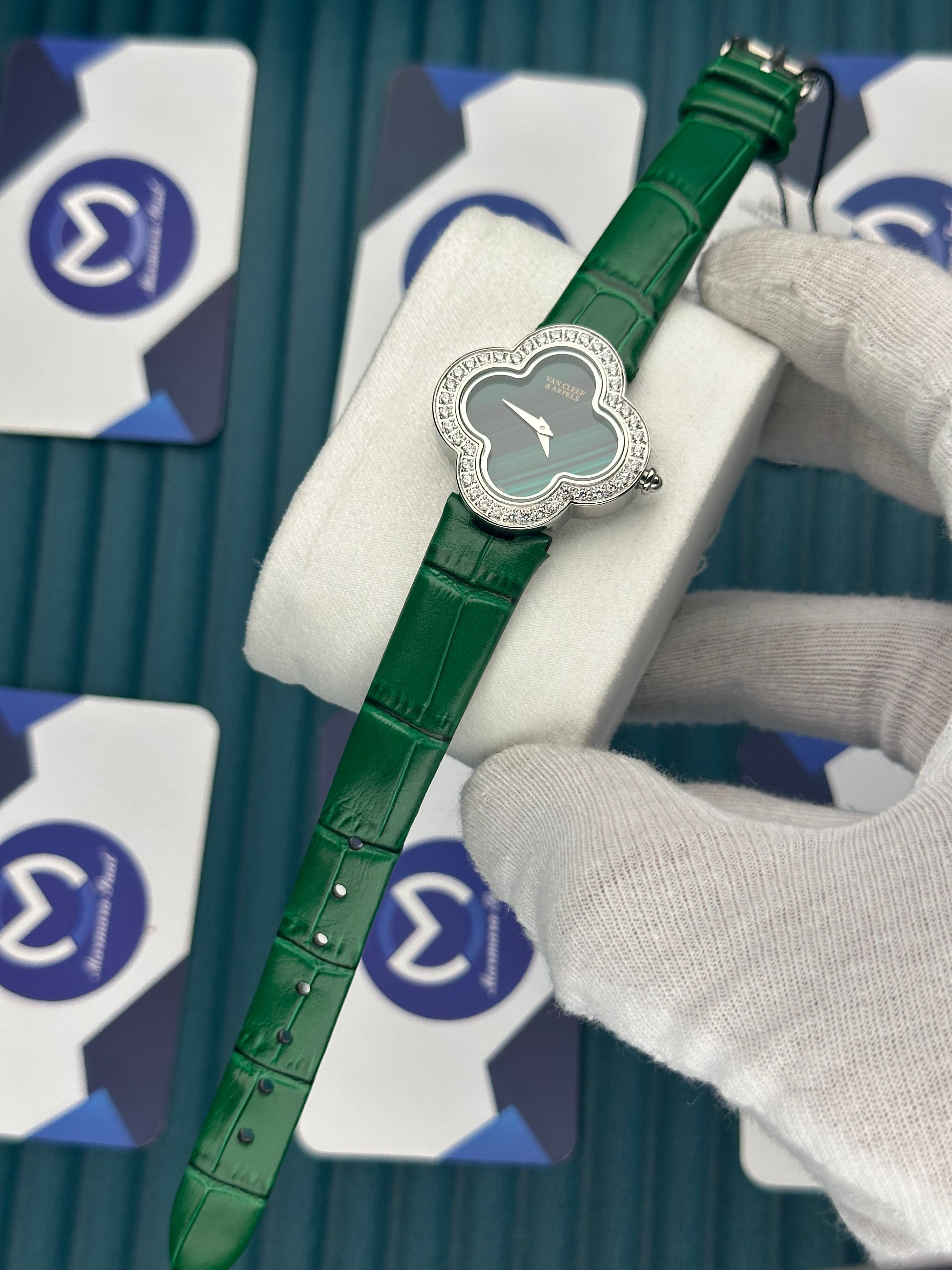 VAN CLEEF & ARPELS LINE GREEN DIAL DIAMOND BEZEL SILVER CASE GREEN LEATHER CORD