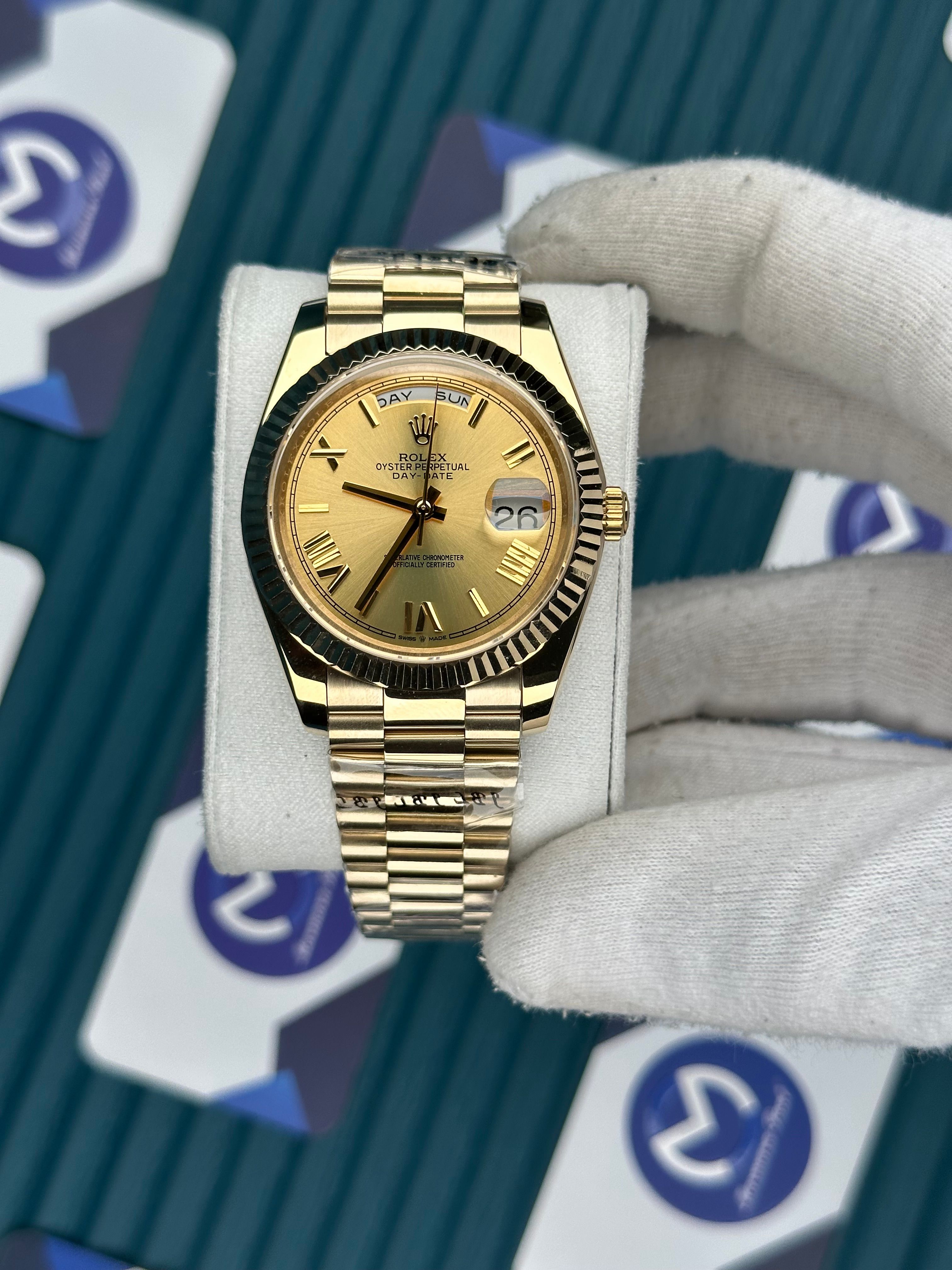 ROLEX DAY-DATE GOLD DIAL GOLD INDEX GOLD PRESIDENT